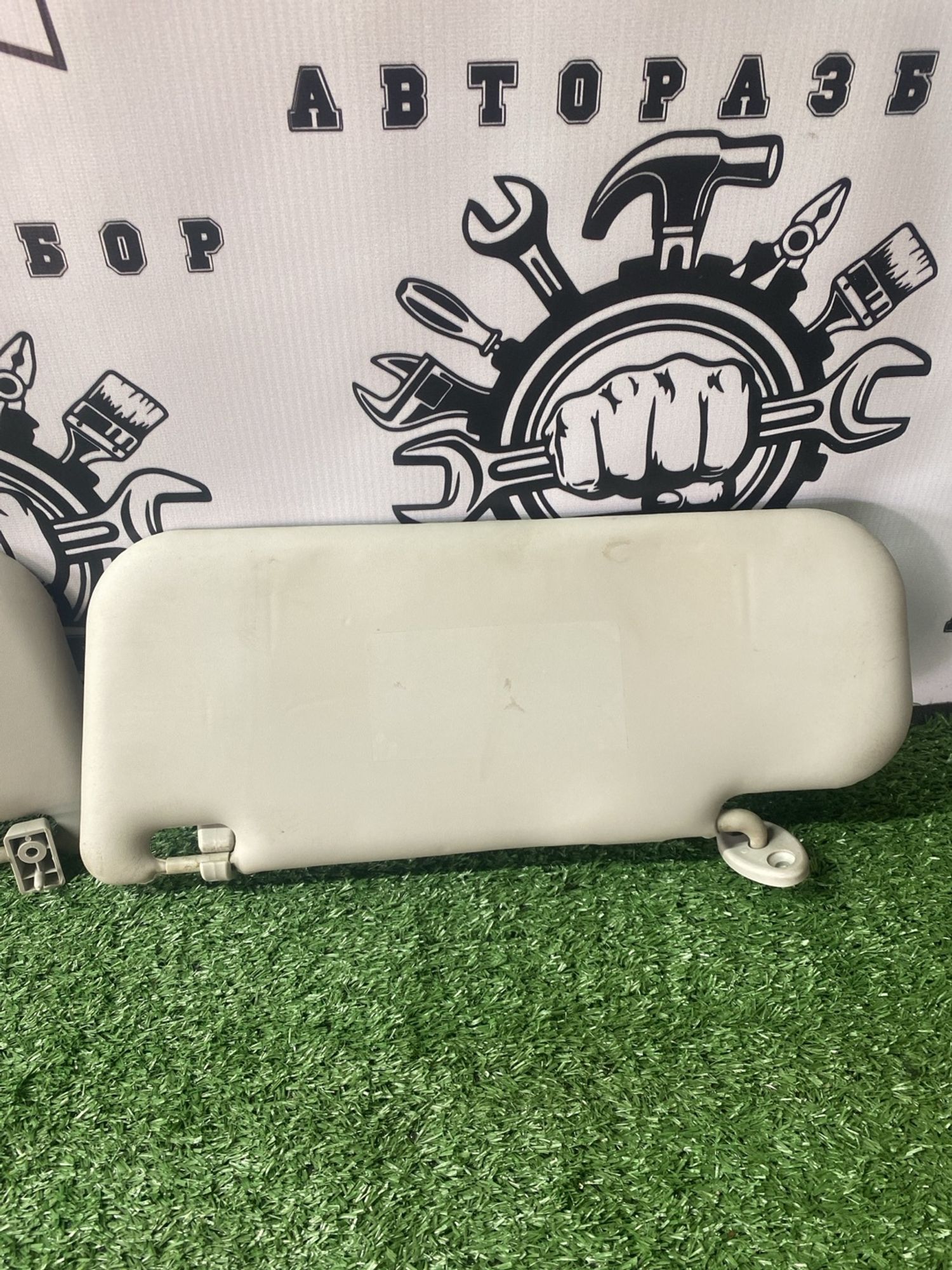 https://ycs.partsauto.market/partsauto-images/thmbs/userImages/cca1856e256b5441544f9aba03b424a6/part/921c7f2b-35d2-494a-a7bf-8269def4630a_1781068723738.jpg