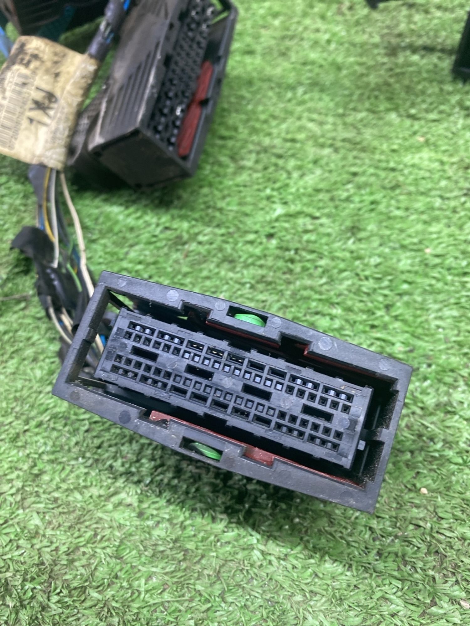https://ycs.partsauto.market/partsauto-images/thmbs/userImages/cca1856e256b5441544f9aba03b424a6/part/932d69c2-2620-40c5-a04d-3d9a8ac086ca_1780218477675.jpg