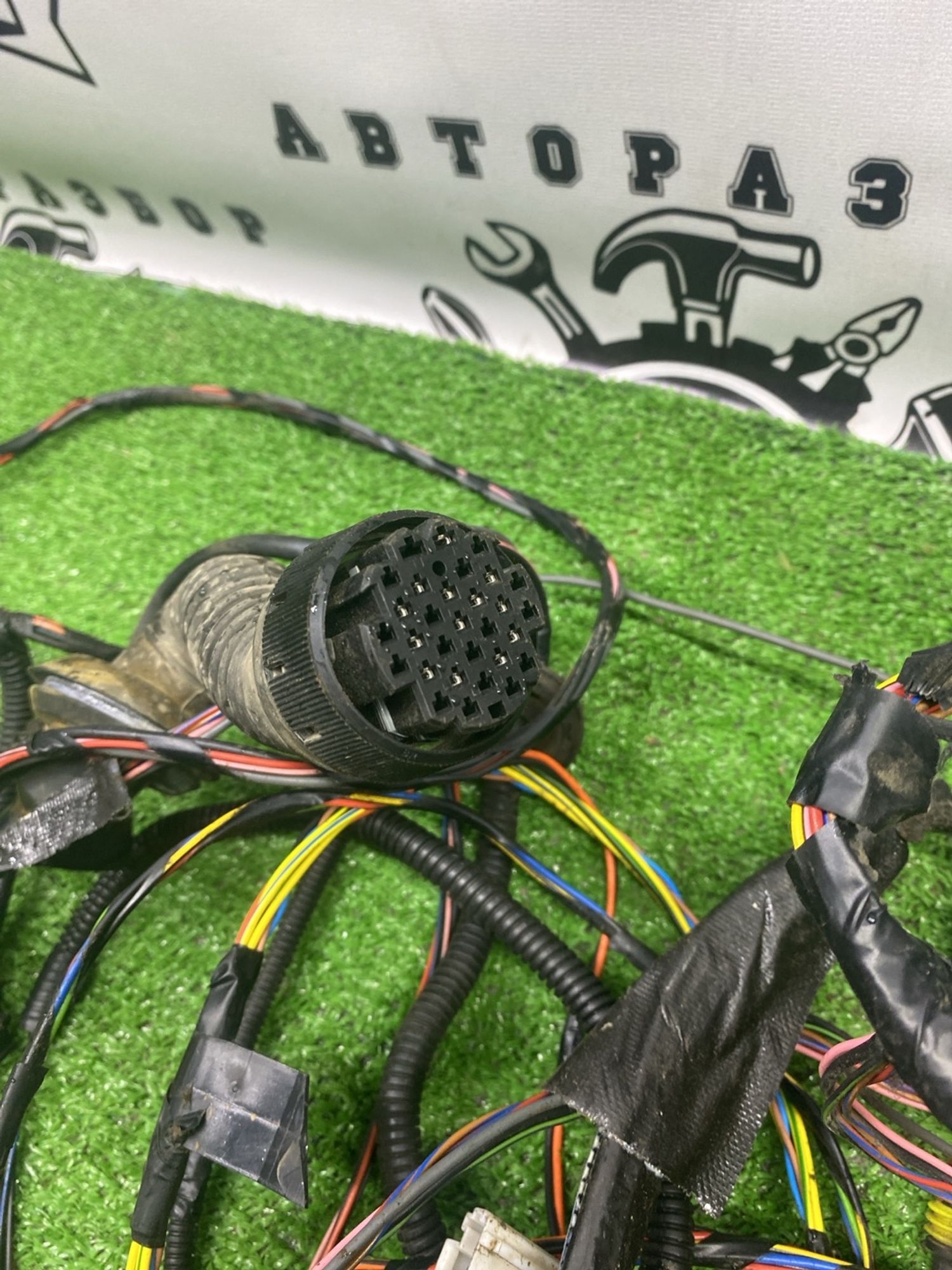 https://ycs.partsauto.market/partsauto-images/thmbs/userImages/cca1856e256b5441544f9aba03b424a6/part/935500ec-fe72-473b-8c22-cfeca13e4f33_1783489680966.jpg