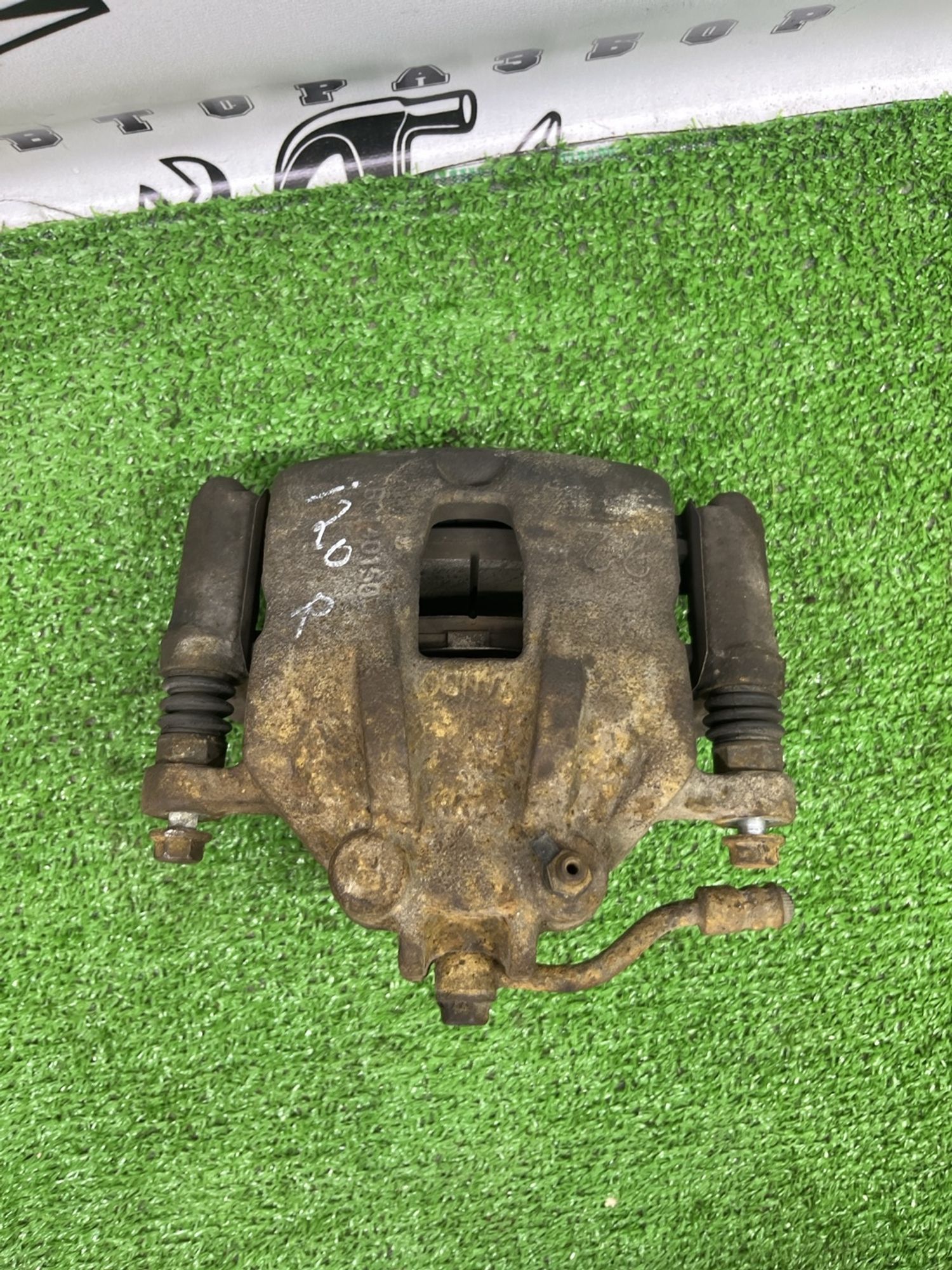 https://ycs.partsauto.market/partsauto-images/thmbs/userImages/cca1856e256b5441544f9aba03b424a6/part/937a54b2-4a62-4815-a164-f2e2433f012b_1782805928709.jpg