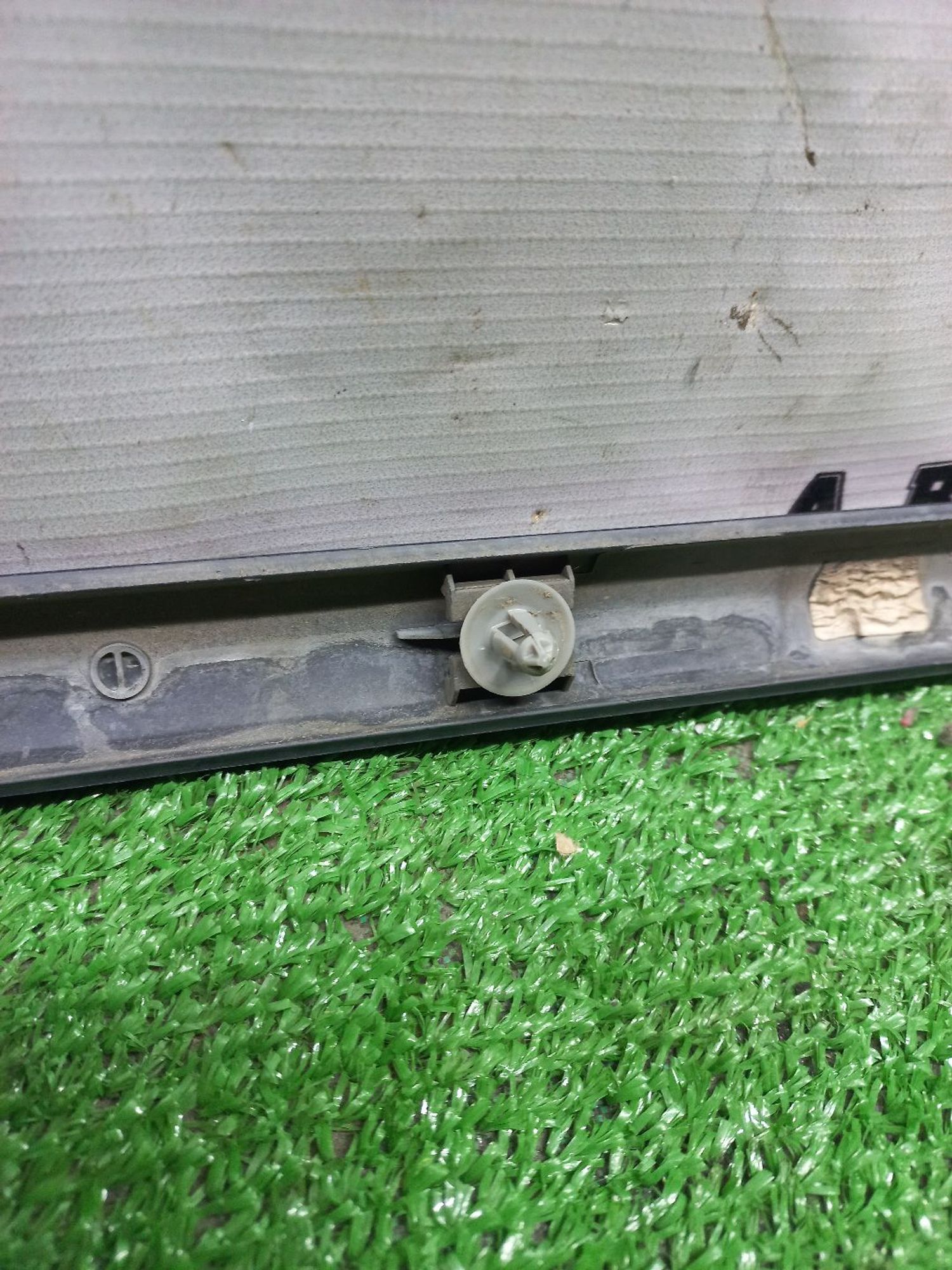https://ycs.partsauto.market/partsauto-images/thmbs/userImages/cca1856e256b5441544f9aba03b424a6/part/9381028c-9f17-4278-ac51-dba103d3b39e_1774436596864.jpg