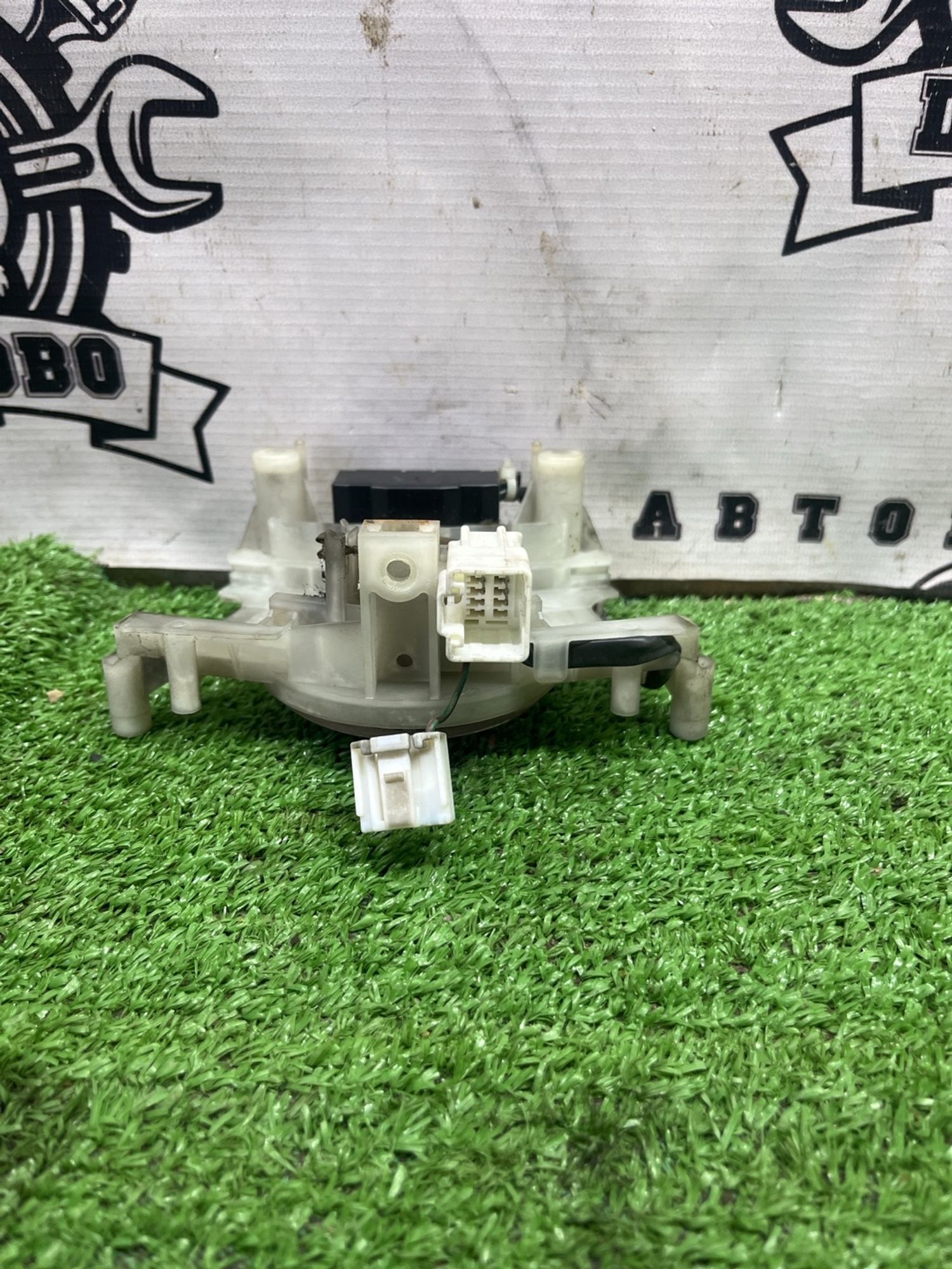 https://ycs.partsauto.market/partsauto-images/thmbs/userImages/cca1856e256b5441544f9aba03b424a6/part/9399bb0f-cb56-4b4c-a1b5-b264bad006e8_1775036548327.jpg