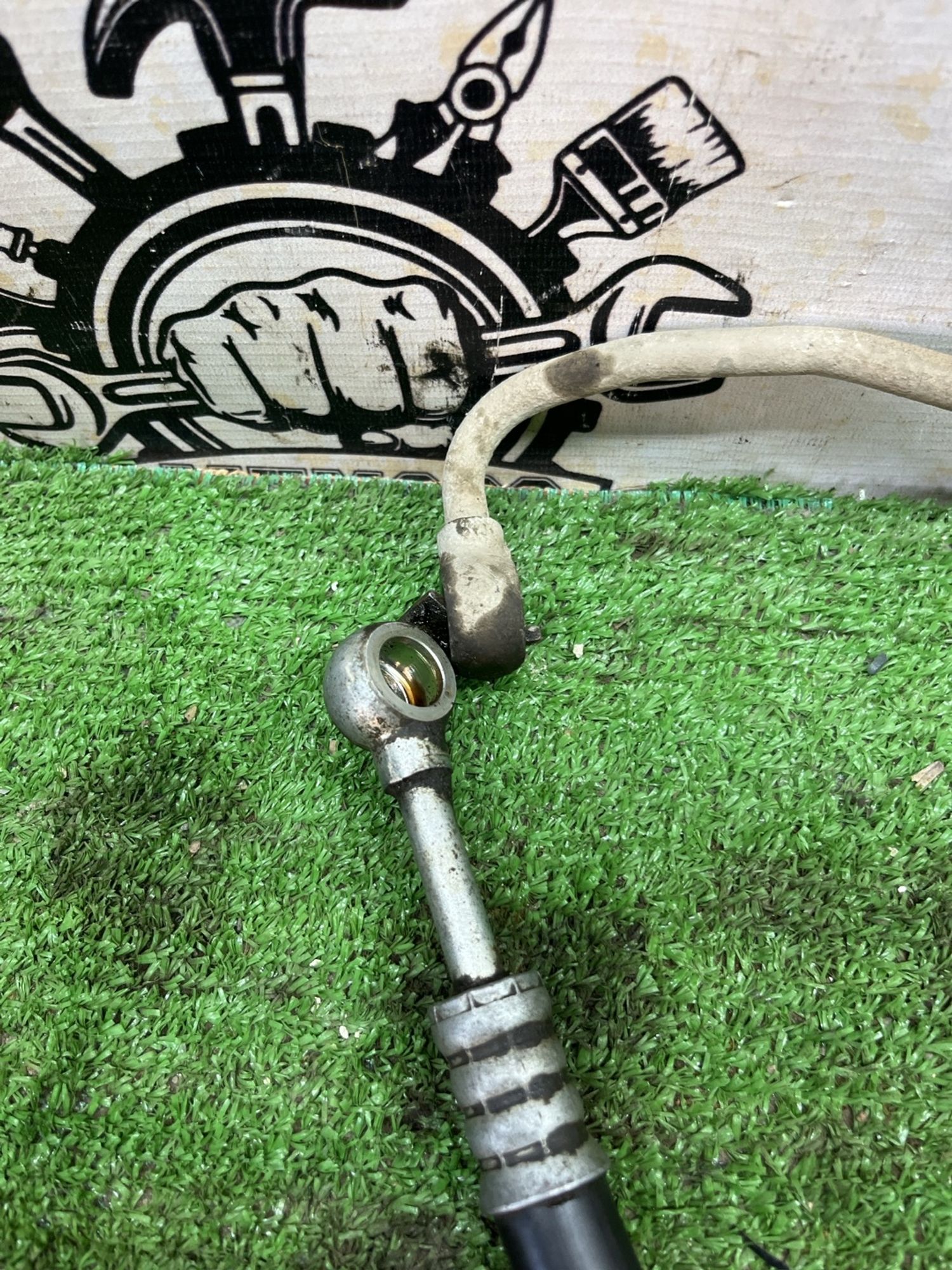 https://ycs.partsauto.market/partsauto-images/thmbs/userImages/cca1856e256b5441544f9aba03b424a6/part/939a1899-2369-4346-a549-1b20d3cffc87_1779442874702.jpg