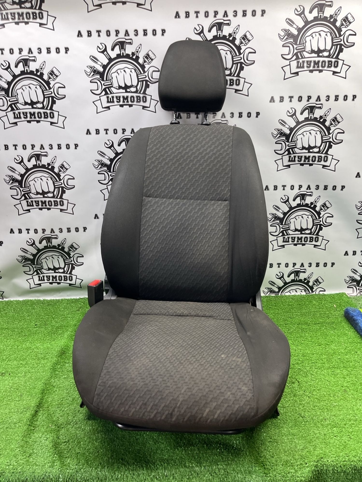https://ycs.partsauto.market/partsauto-images/thmbs/userImages/cca1856e256b5441544f9aba03b424a6/part/93e0c7b2-3782-49b8-9b41-2f38c98205dc_1783159519417.jpg