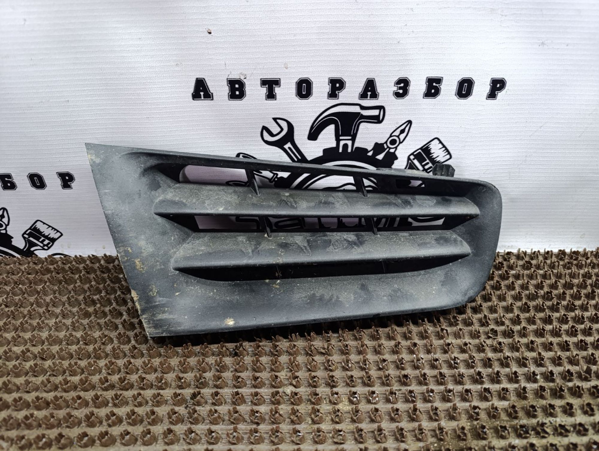 https://ycs.partsauto.market/partsauto-images/thmbs/userImages/cca1856e256b5441544f9aba03b424a6/part/9554493a-0f90-41ac-a320-9eb53cd2b836_1743701992330.jpg