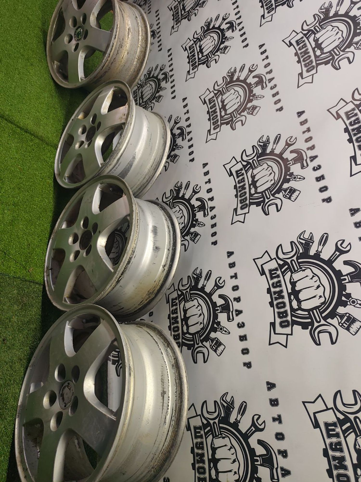 https://ycs.partsauto.market/partsauto-images/thmbs/userImages/cca1856e256b5441544f9aba03b424a6/part/95d4a227-5926-46fb-9f2b-04af833aa671_1783680164331.jpg
