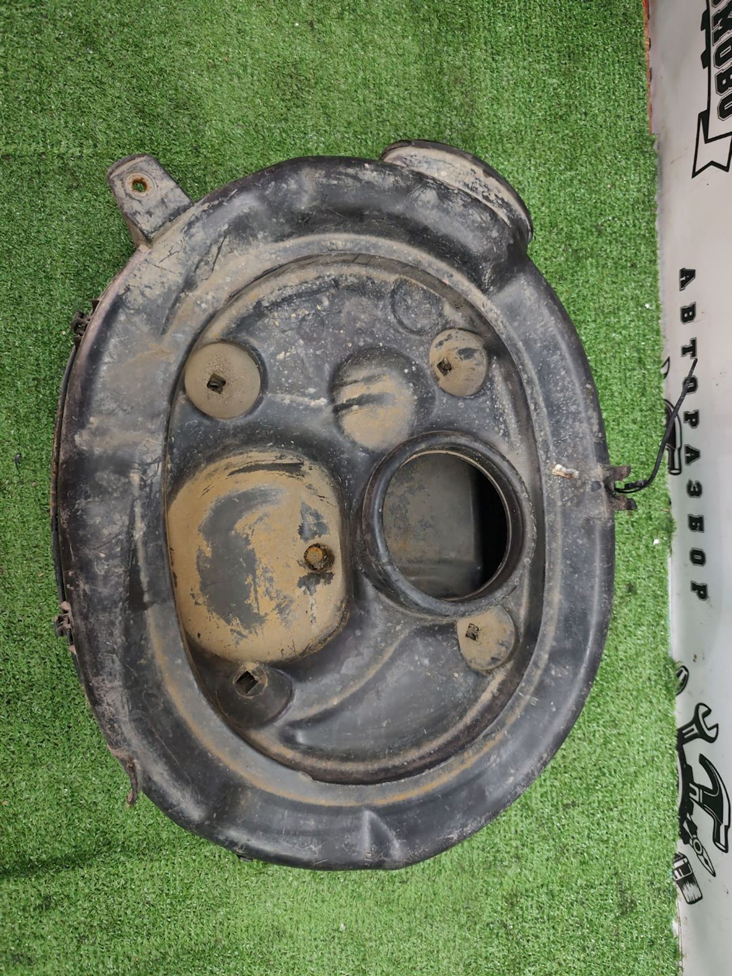 https://ycs.partsauto.market/partsauto-images/thmbs/userImages/cca1856e256b5441544f9aba03b424a6/part/95f2b8a5-72d0-40c5-bca9-941ee183c720_1787042462760.jpg