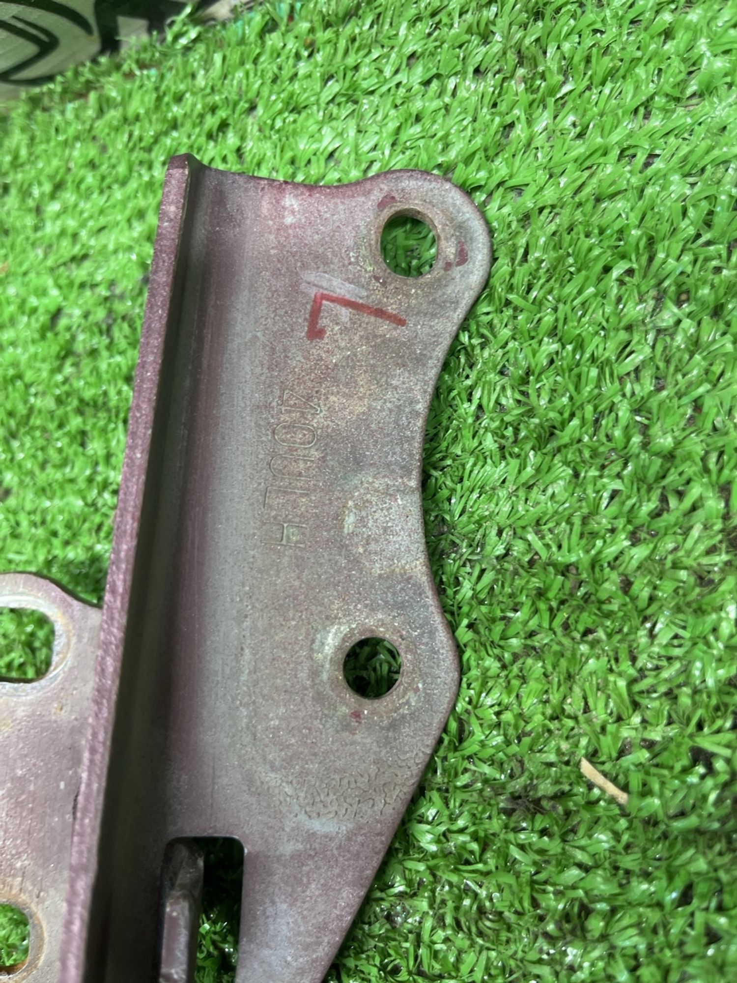 https://ycs.partsauto.market/partsauto-images/thmbs/userImages/cca1856e256b5441544f9aba03b424a6/part/9646f45f-5324-44a5-9d84-f2b3e1655a7b_1778141133382.jpg