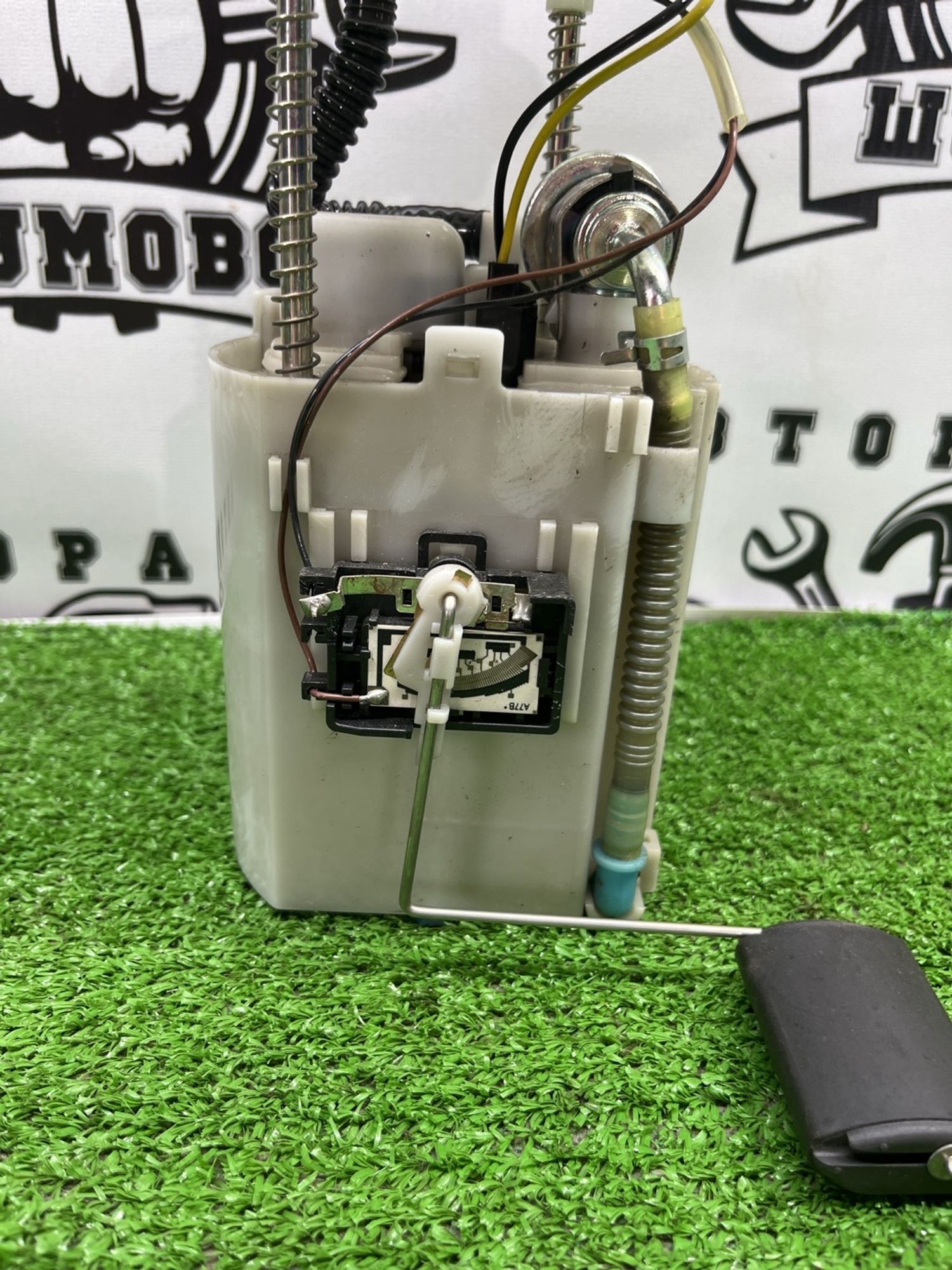 https://ycs.partsauto.market/partsauto-images/thmbs/userImages/cca1856e256b5441544f9aba03b424a6/part/9694b8cd-d4c1-4e42-a57c-b5bcf77286c5_1782550793992.jpg
