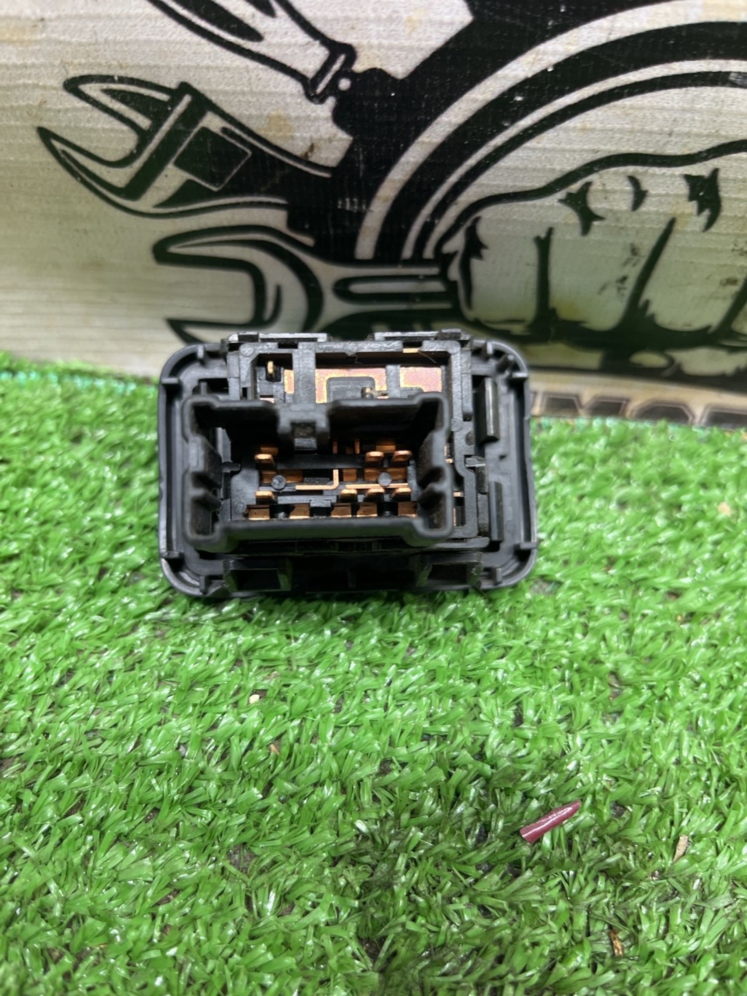 https://ycs.partsauto.market/partsauto-images/thmbs/userImages/cca1856e256b5441544f9aba03b424a6/part/96ca2728-115b-4e14-872b-bec8f0f9b7ea_1778309093741.jpg