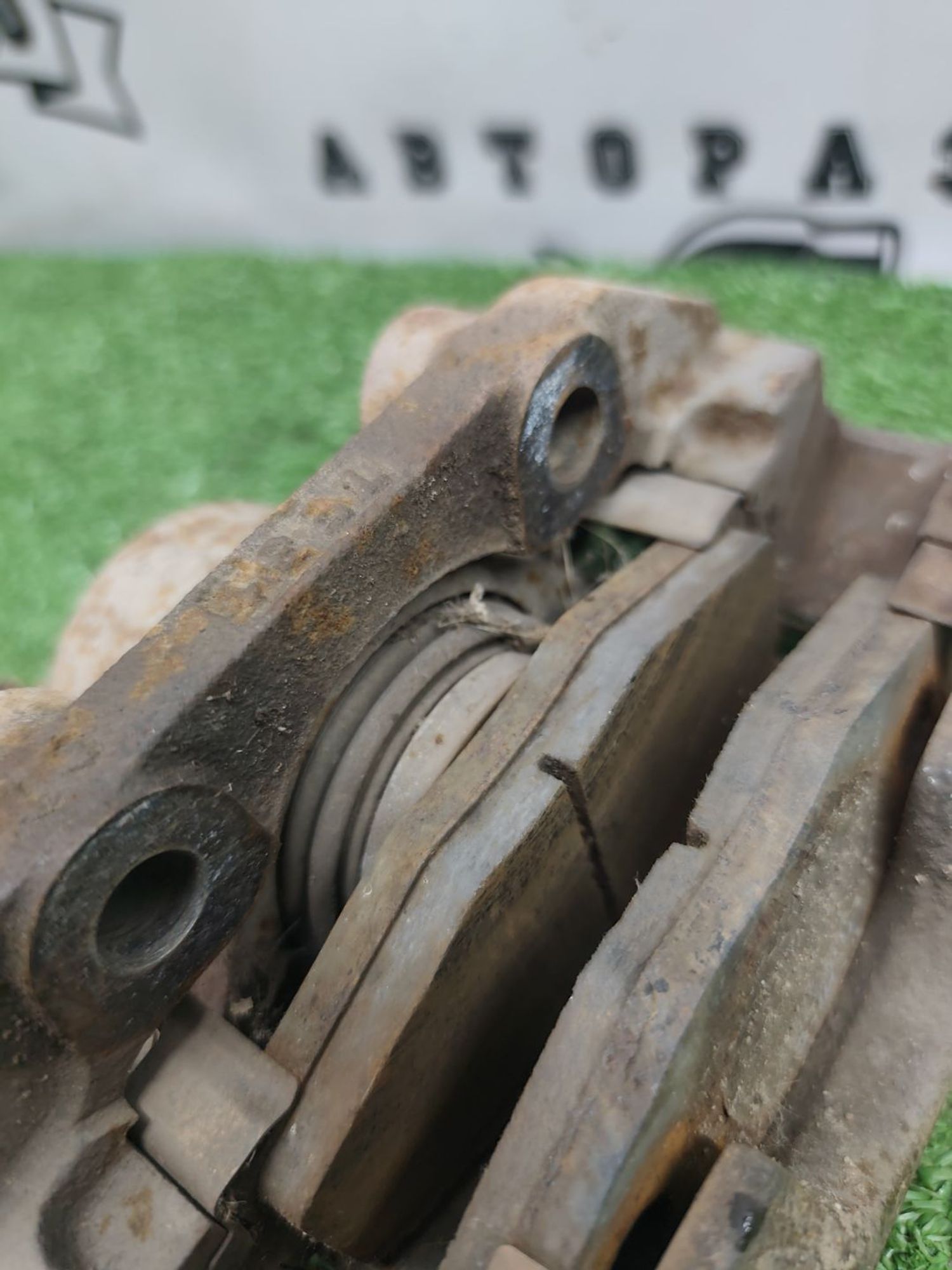 https://ycs.partsauto.market/partsauto-images/thmbs/userImages/cca1856e256b5441544f9aba03b424a6/part/9ada311f-1cec-4fc7-94c4-7d91a0e363f8_1787379703133.jpg