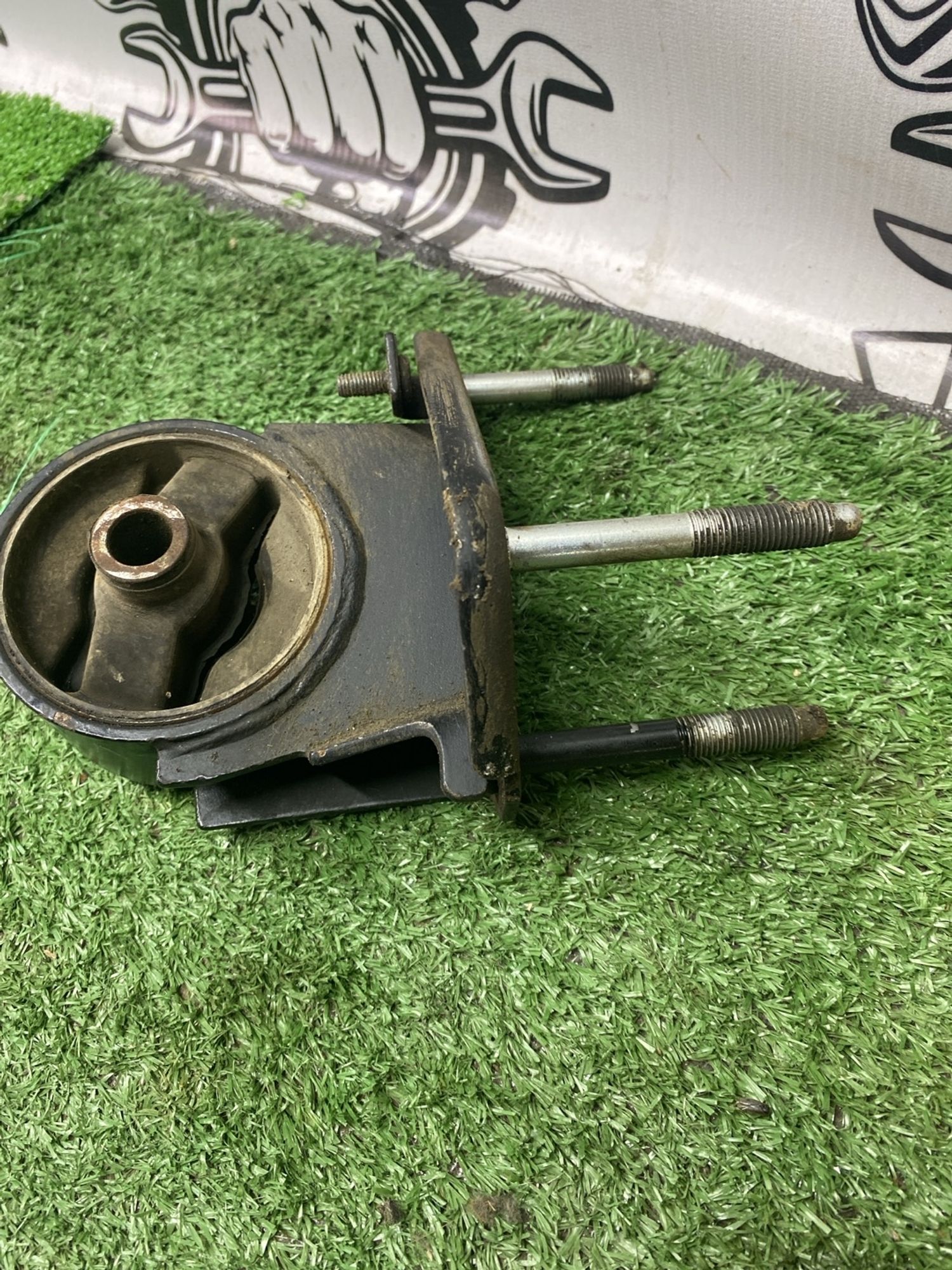 https://ycs.partsauto.market/partsauto-images/thmbs/userImages/cca1856e256b5441544f9aba03b424a6/part/9b84fdaa-df1f-4261-bd72-da04aef7569f_1786961941424.jpg