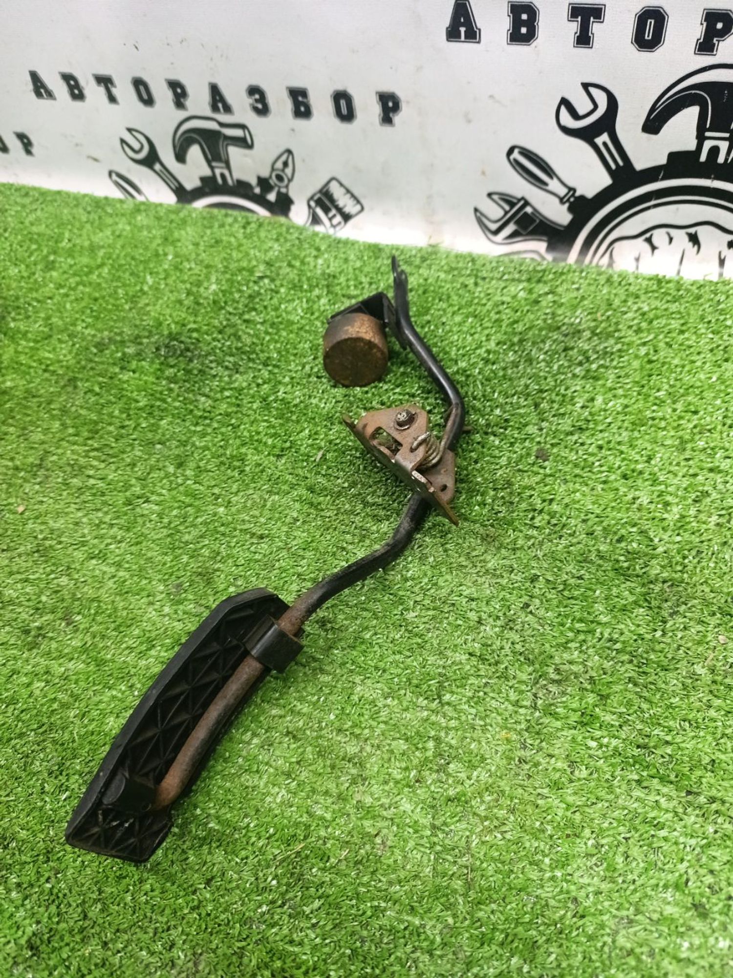 https://ycs.partsauto.market/partsauto-images/thmbs/userImages/cca1856e256b5441544f9aba03b424a6/part/9c370bcf-91eb-4be2-b948-e17f77174d32_1789386748230.jpg