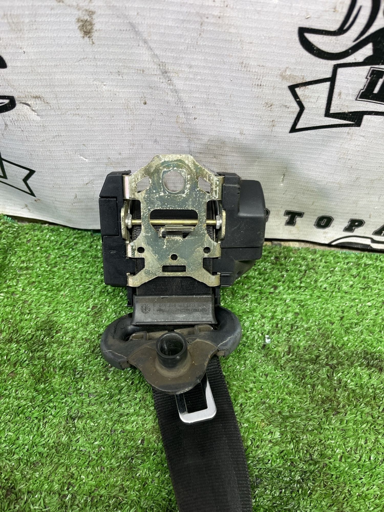 https://ycs.partsauto.market/partsauto-images/thmbs/userImages/cca1856e256b5441544f9aba03b424a6/part/9c5f196a-8708-4a3a-a0e5-0efef6b0a5c6_1777191400242.jpg