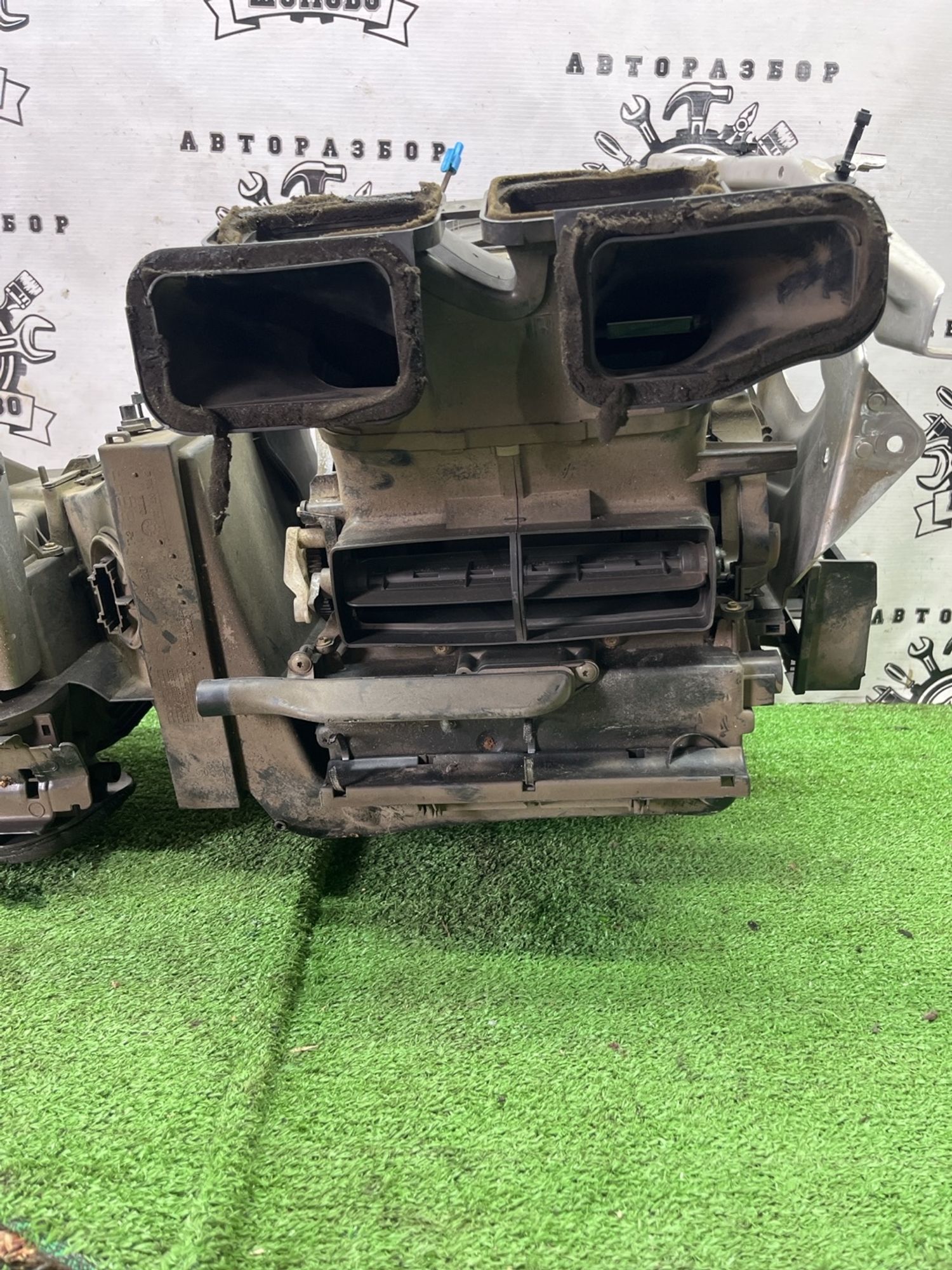 https://ycs.partsauto.market/partsauto-images/thmbs/userImages/cca1856e256b5441544f9aba03b424a6/part/9c88cc23-037f-477f-974f-6579218be5c6_1777190368567.jpg