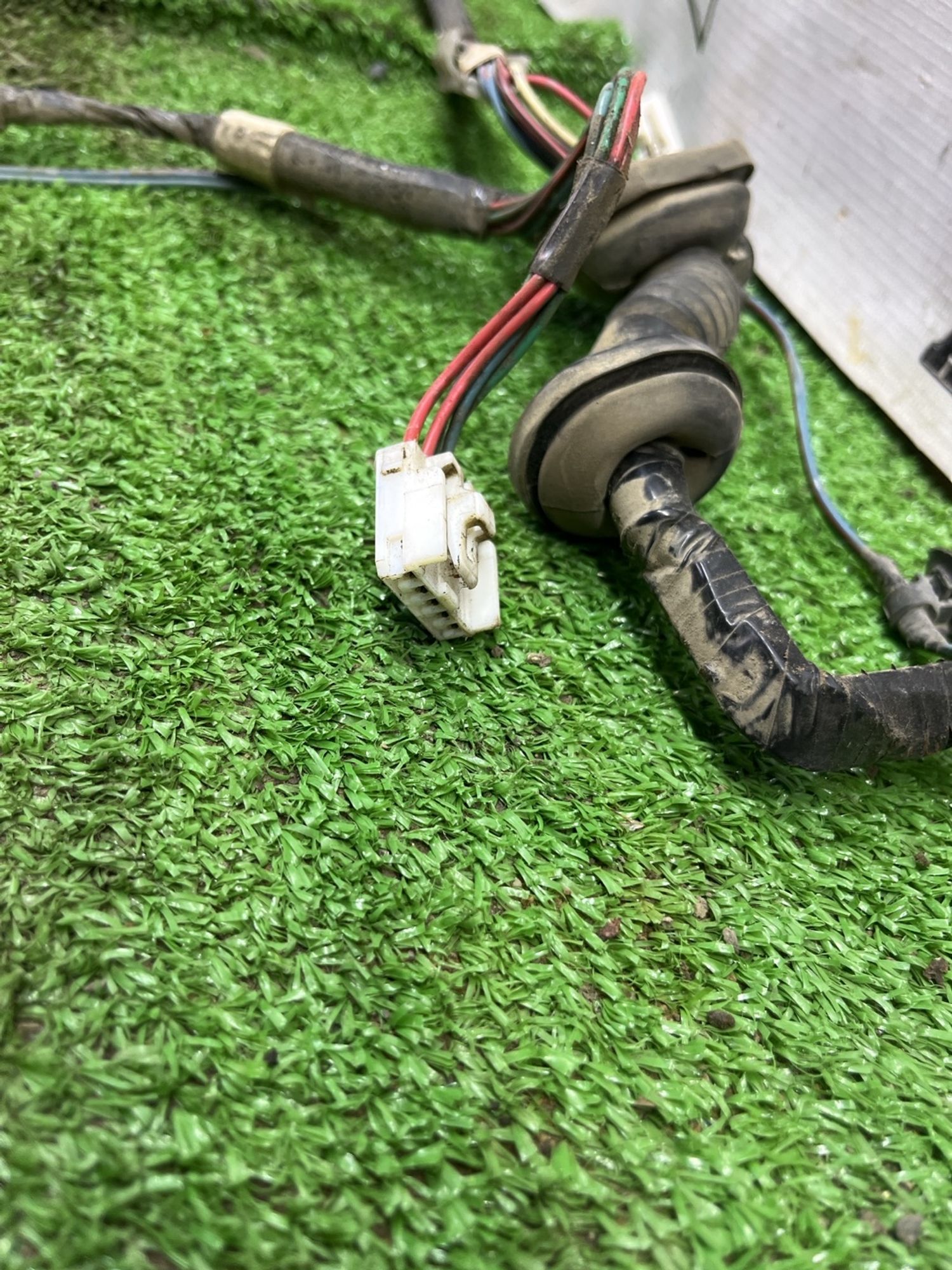 https://ycs.partsauto.market/partsauto-images/thmbs/userImages/cca1856e256b5441544f9aba03b424a6/part/9cbf472d-f921-4f39-a828-423a1a013723_1775647450526.jpg