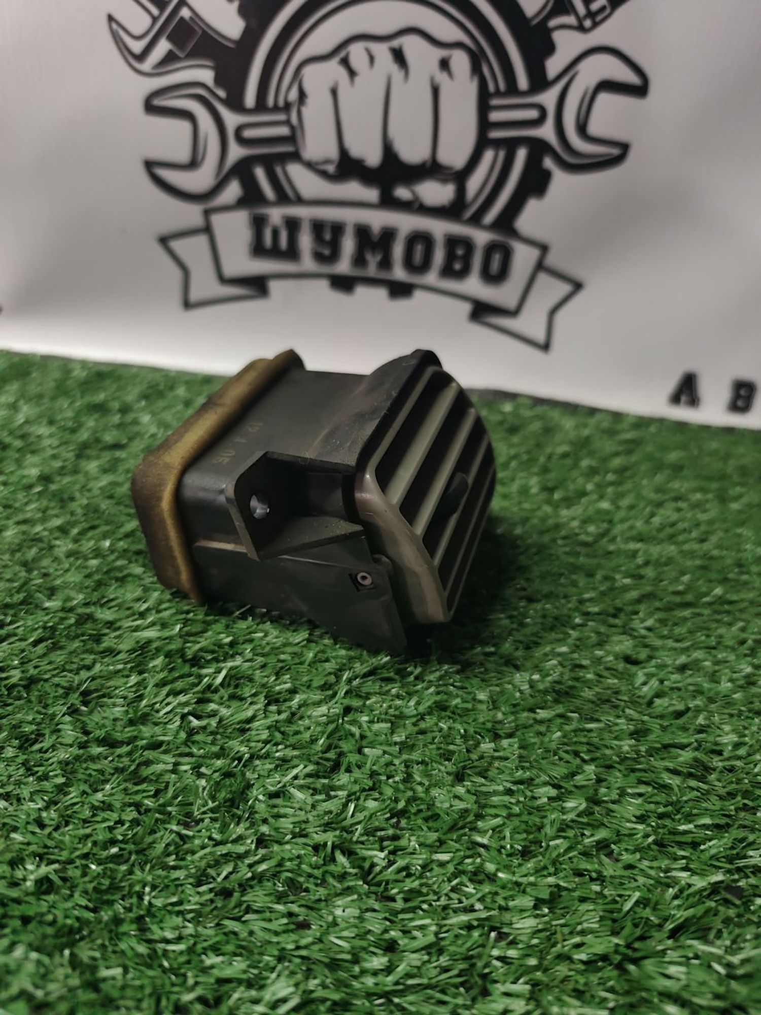 https://ycs.partsauto.market/partsauto-images/thmbs/userImages/cca1856e256b5441544f9aba03b424a6/part/9ced5ab9-f3cc-4e94-af82-a8dcdfbbcbbd_1785745243940.jpg