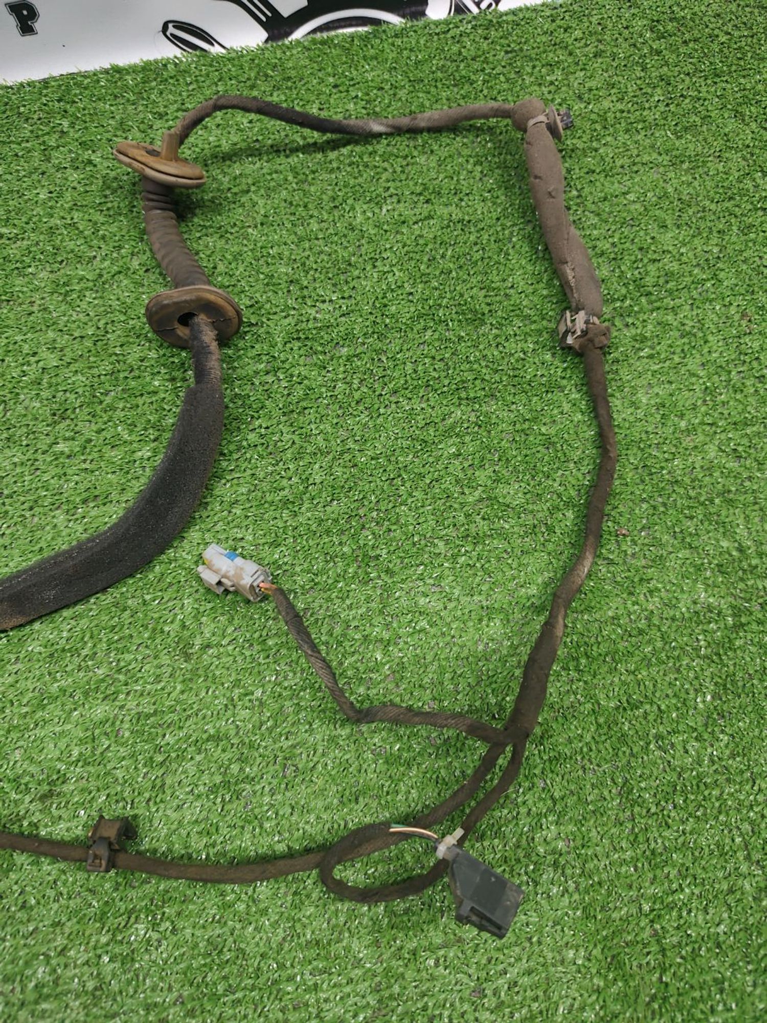 https://ycs.partsauto.market/partsauto-images/thmbs/userImages/cca1856e256b5441544f9aba03b424a6/part/9d0d0c2f-ce73-42b5-8495-24f4140103d4_1781098659552.jpg