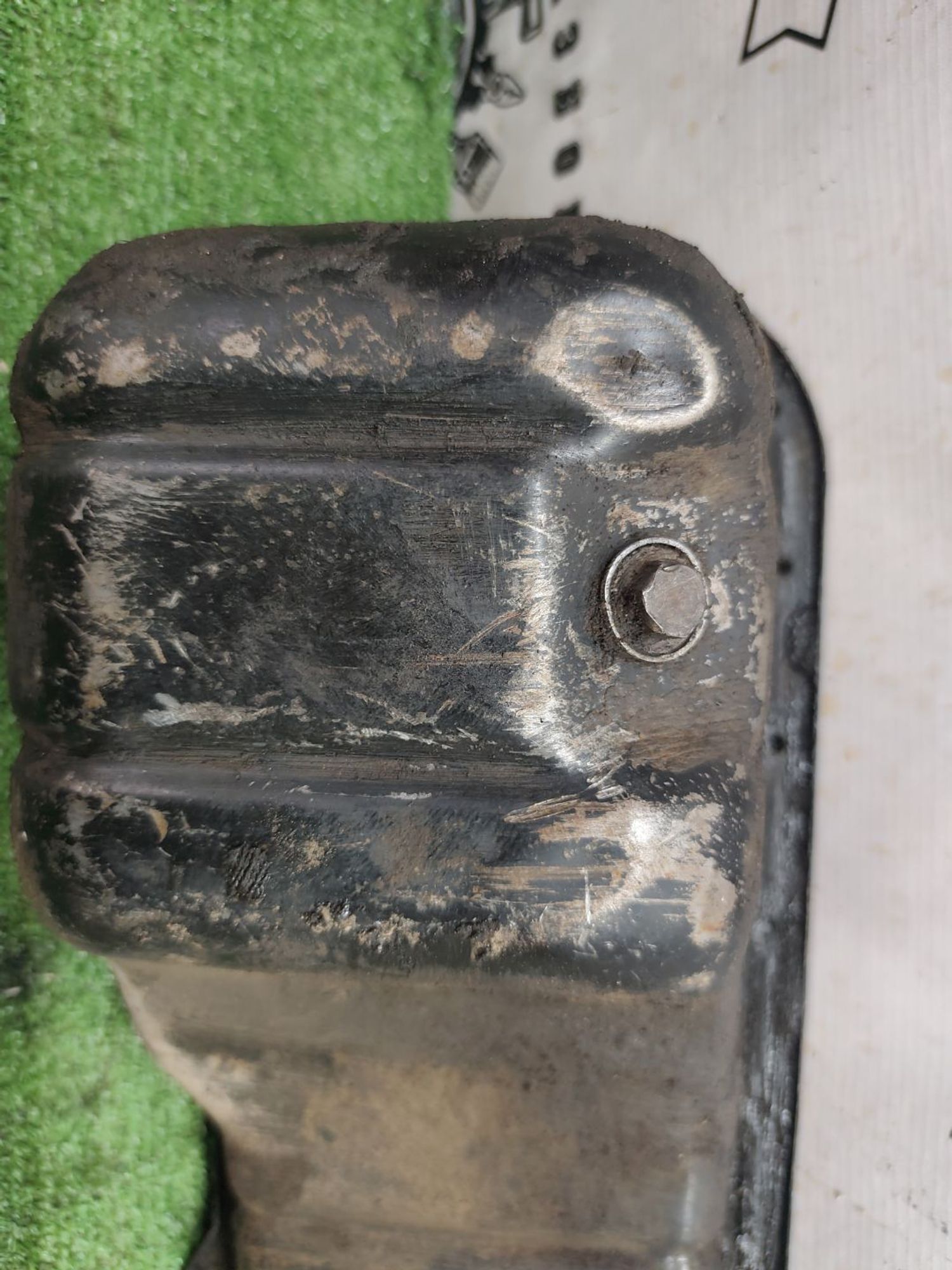 https://ycs.partsauto.market/partsauto-images/thmbs/userImages/cca1856e256b5441544f9aba03b424a6/part/9ddfc2e8-bda1-4a60-8cce-36d04ab3c83a_1777280427203.jpg