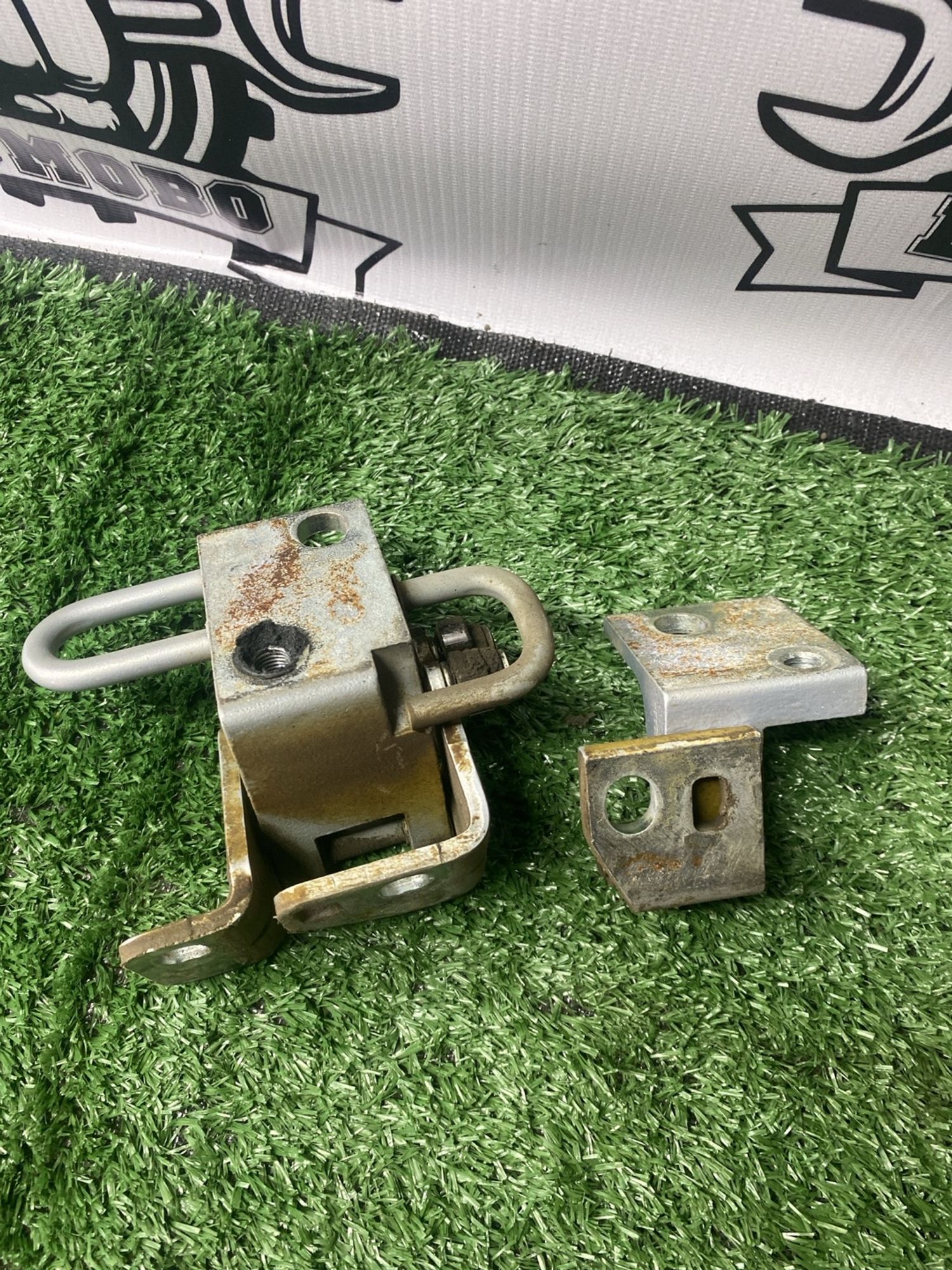 https://ycs.partsauto.market/partsauto-images/thmbs/userImages/cca1856e256b5441544f9aba03b424a6/part/9ded70fd-b612-4398-9811-836711a0bfc9_1781085562176.jpg