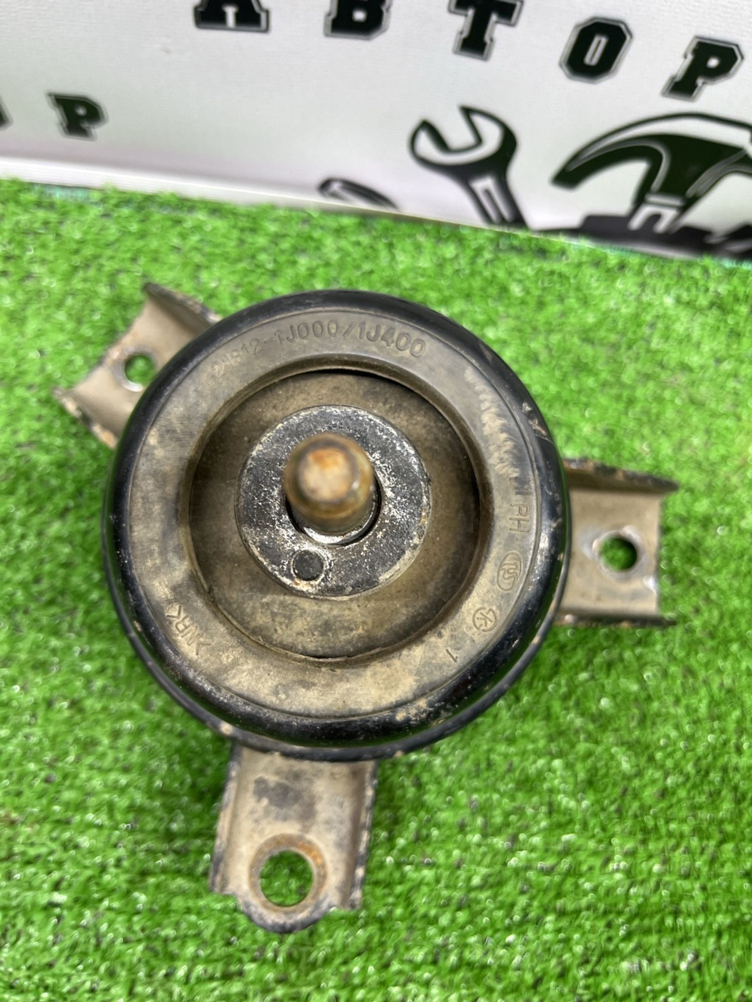 https://ycs.partsauto.market/partsauto-images/thmbs/userImages/cca1856e256b5441544f9aba03b424a6/part/9e1091e6-5791-4ca6-b912-346fbe662dce_1782550339979.jpg