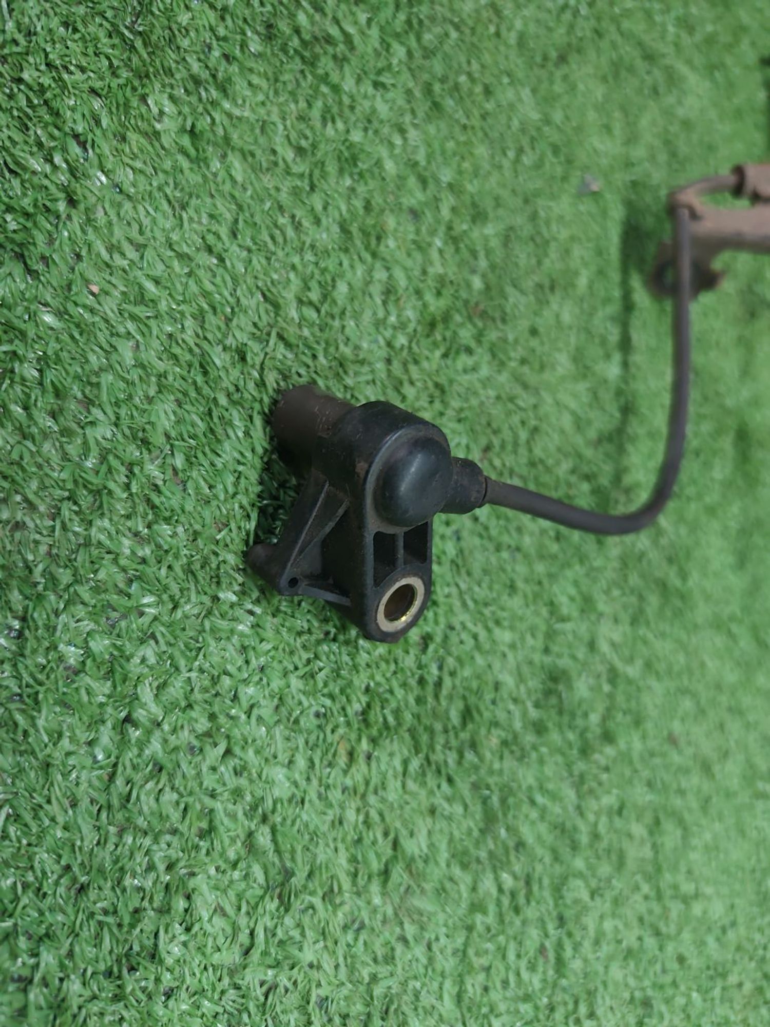 https://ycs.partsauto.market/partsauto-images/thmbs/userImages/cca1856e256b5441544f9aba03b424a6/part/9ece02cd-64ff-468b-a1d1-f617efe0dc55_1785746936123.jpg