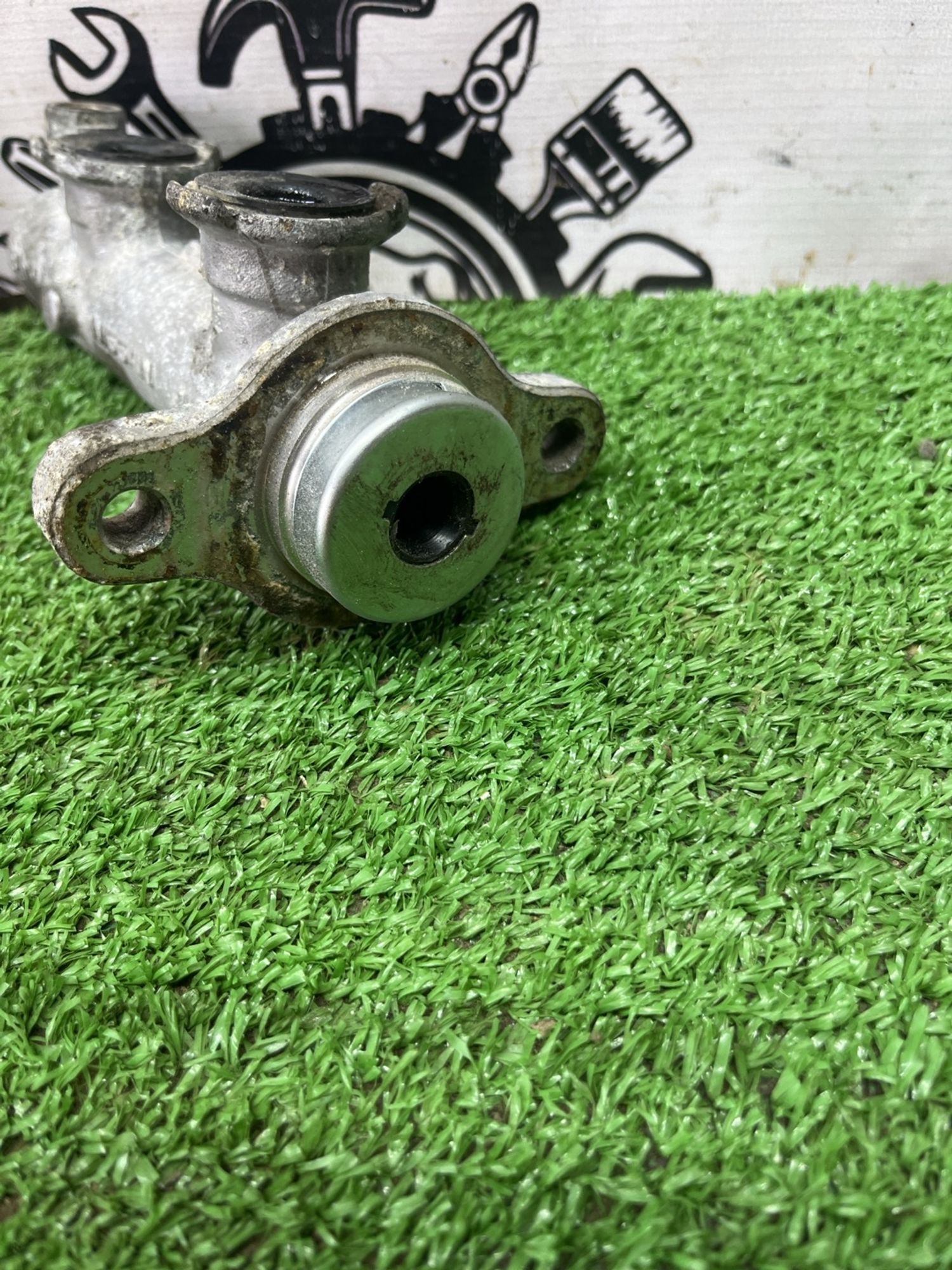 https://ycs.partsauto.market/partsauto-images/thmbs/userImages/cca1856e256b5441544f9aba03b424a6/part/9f1f597a-4ba4-407c-861b-d0a20c9874e8_1778735460356.jpg