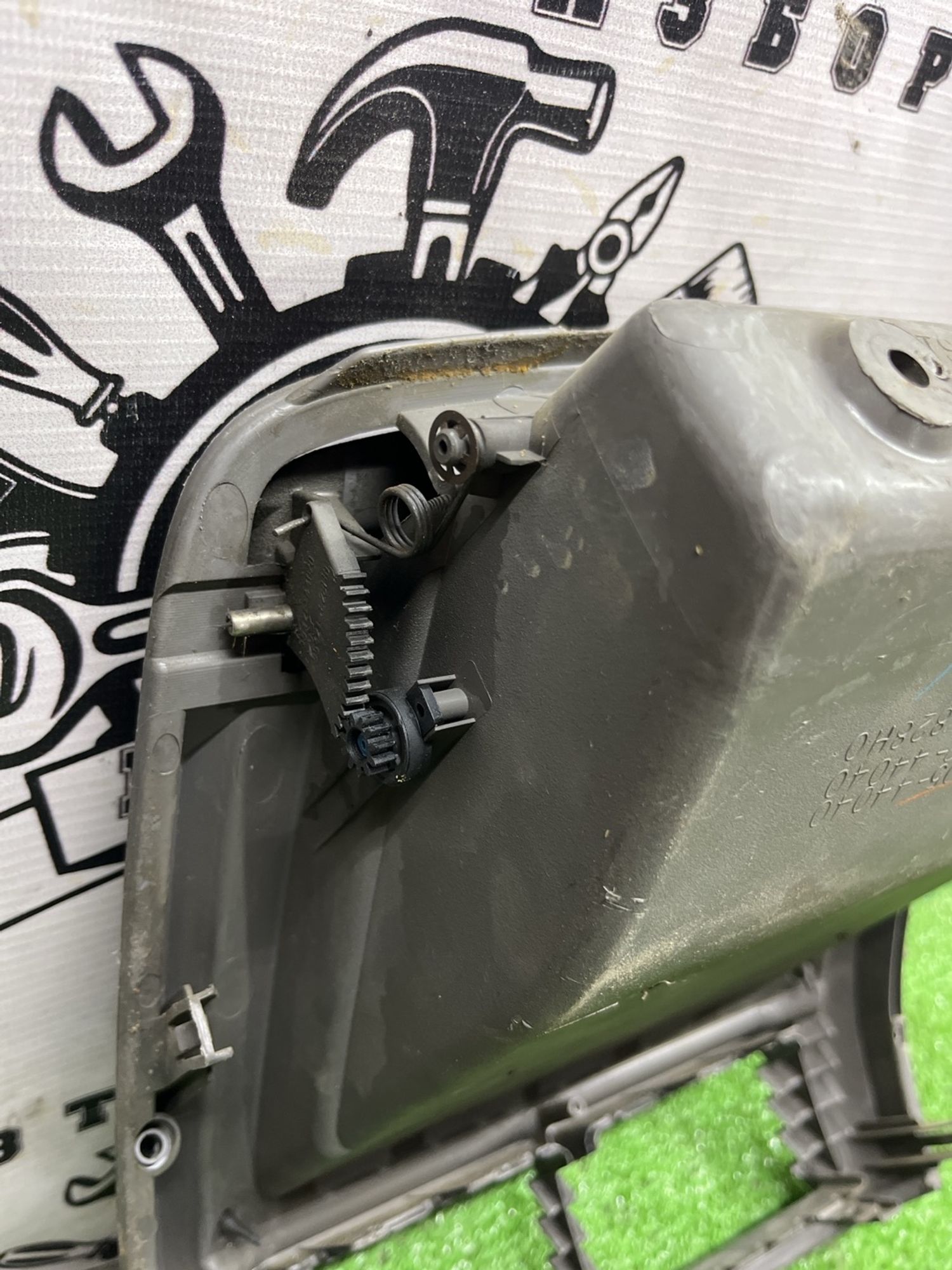 https://ycs.partsauto.market/partsauto-images/thmbs/userImages/cca1856e256b5441544f9aba03b424a6/part/a079af39-63cc-4f42-9a75-a6bbdeb06763_1775045424132.jpg