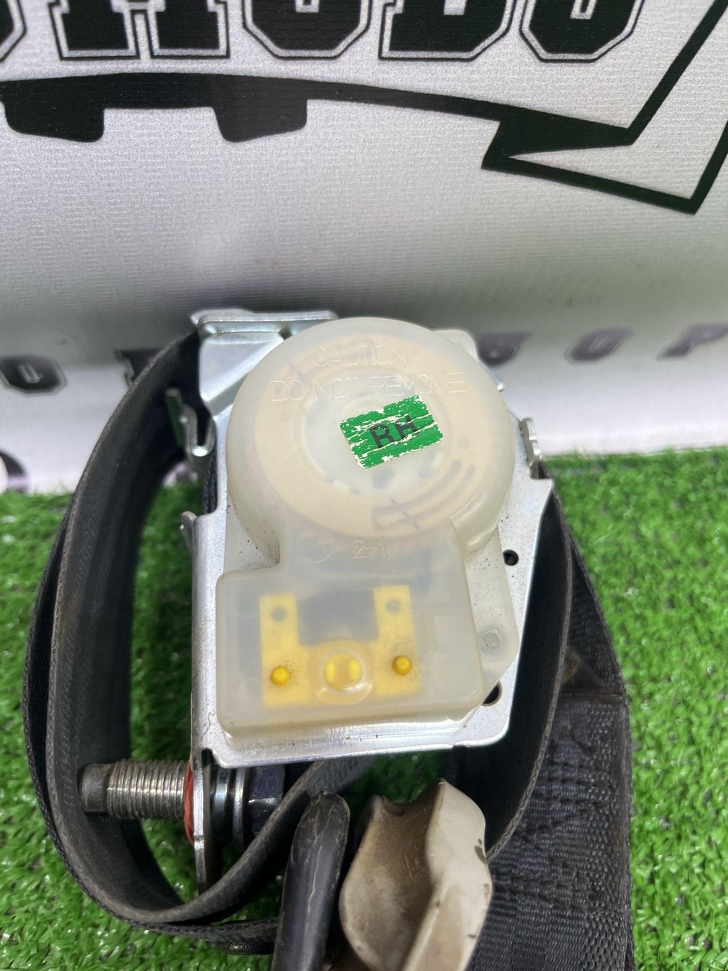 https://ycs.partsauto.market/partsauto-images/thmbs/userImages/cca1856e256b5441544f9aba03b424a6/part/a0ffb27e-db43-4af3-9cf4-aae938199c2d_1782799250213.jpg