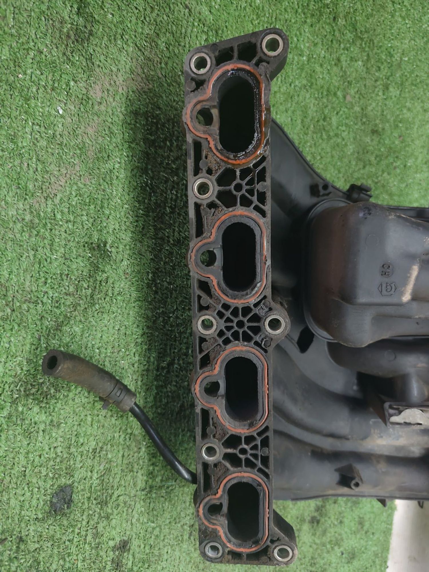 https://ycs.partsauto.market/partsauto-images/thmbs/userImages/cca1856e256b5441544f9aba03b424a6/part/a35308e6-a6a0-4e33-942d-3deb4b304ed5_1777787128382.jpg