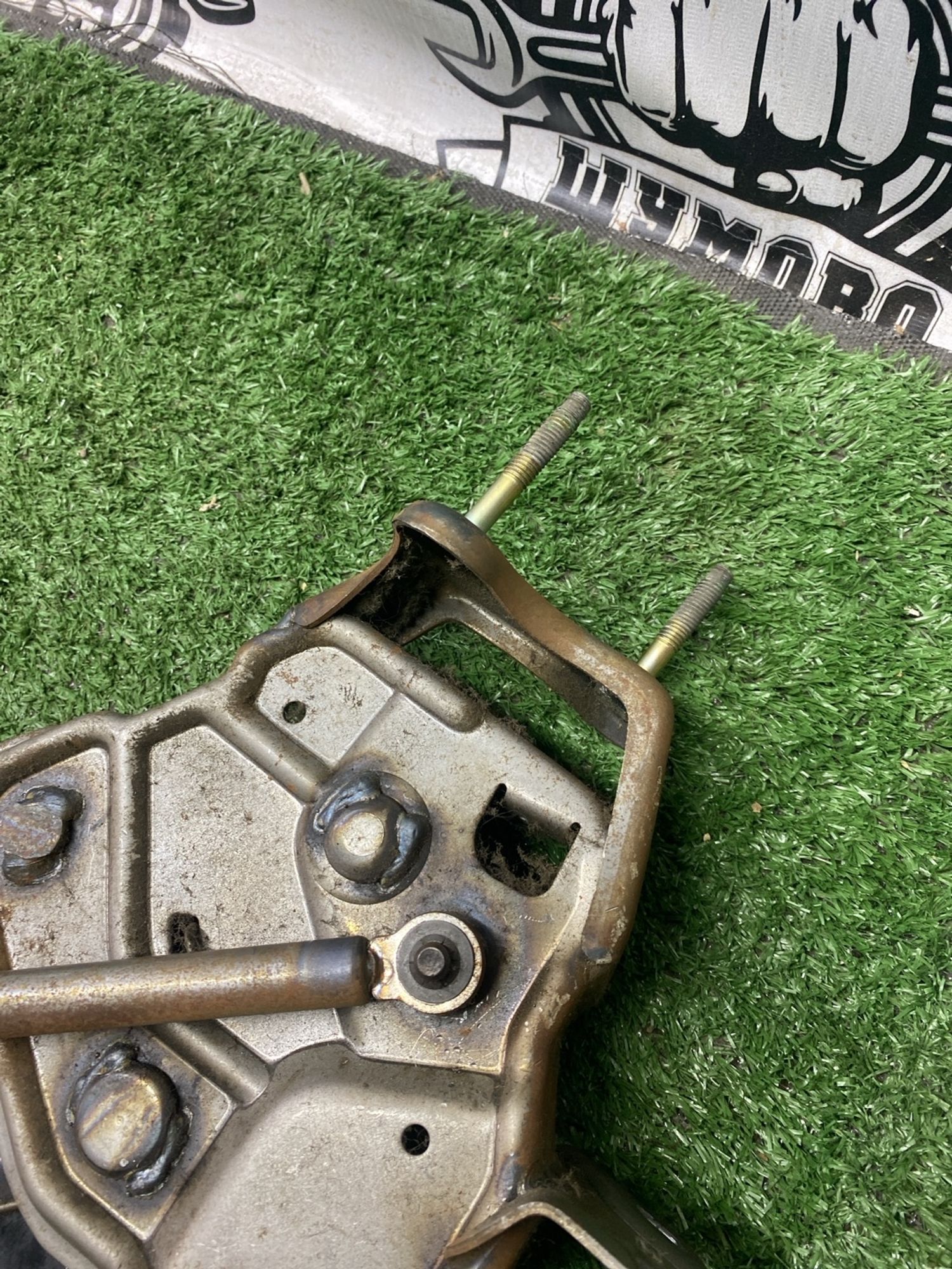 https://ycs.partsauto.market/partsauto-images/thmbs/userImages/cca1856e256b5441544f9aba03b424a6/part/a398fefb-951b-493e-a3ca-930a5eeb773f_1789470157365.jpg