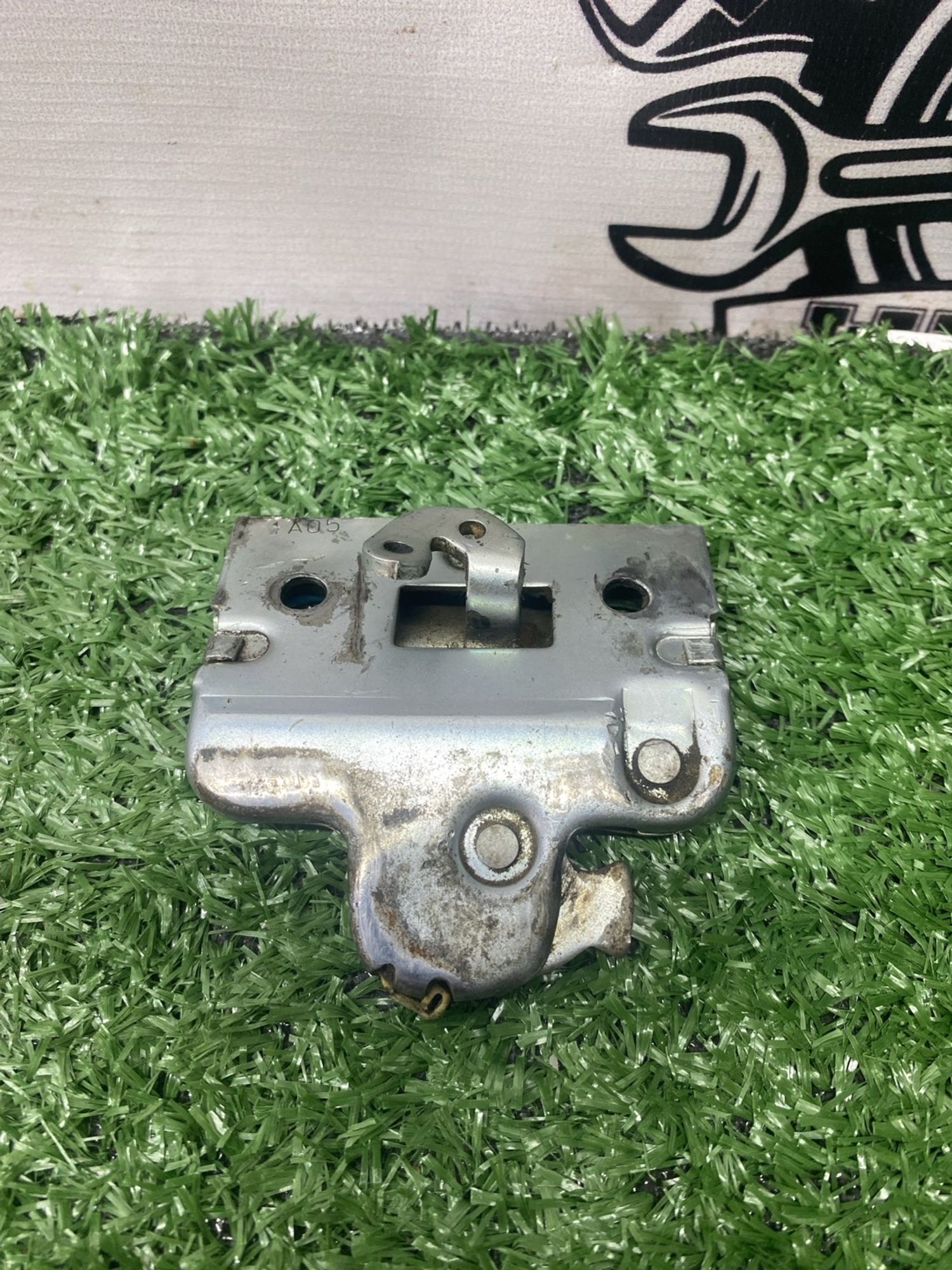 https://ycs.partsauto.market/partsauto-images/thmbs/userImages/cca1856e256b5441544f9aba03b424a6/part/a3cb1fb1-78fc-41a6-bd5d-76debb186d09_1780475333410.jpg