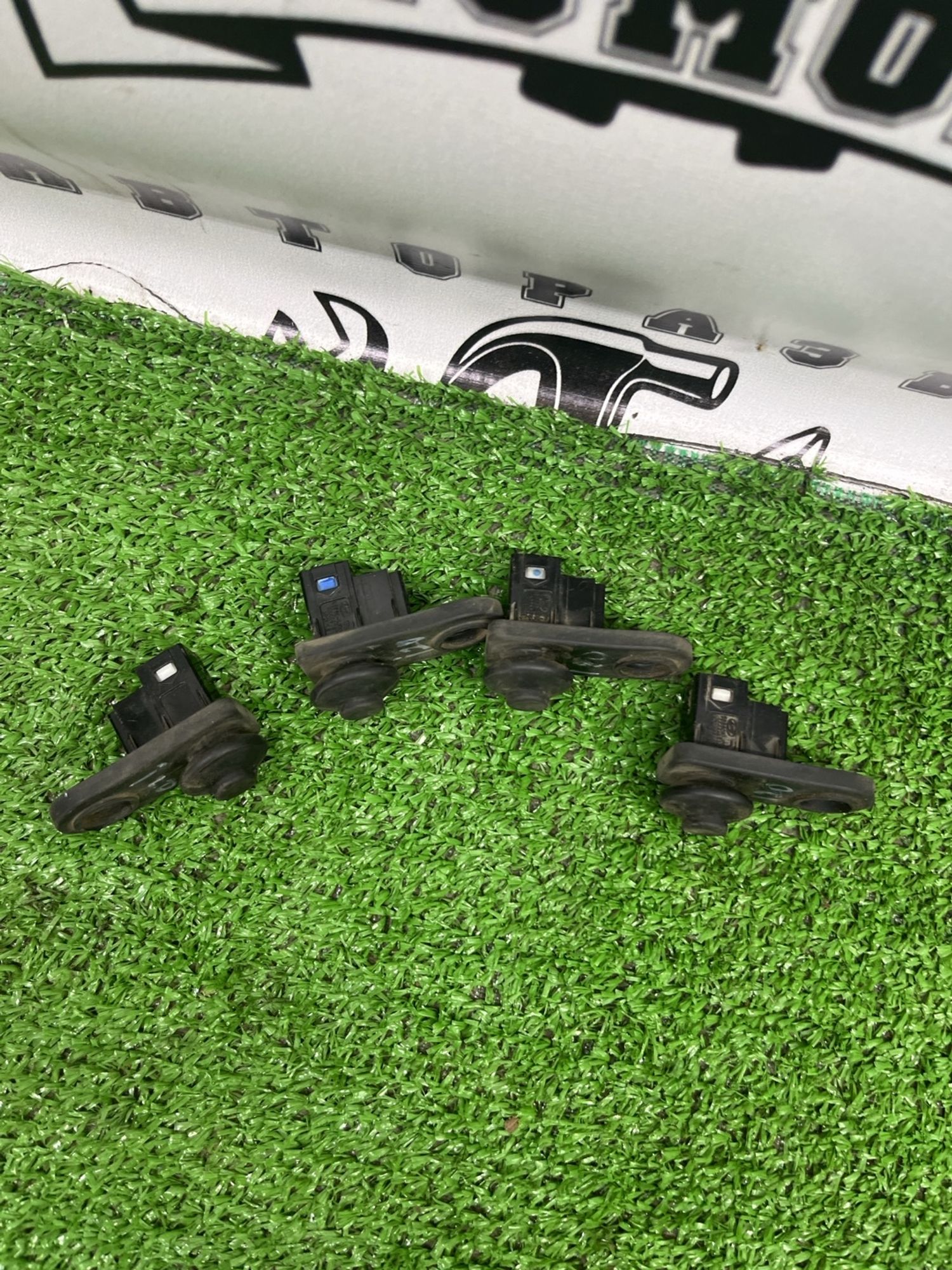 https://ycs.partsauto.market/partsauto-images/thmbs/userImages/cca1856e256b5441544f9aba03b424a6/part/a3d99cb4-097a-4982-aa6c-53f4e5f23c53_1782798611068.jpg