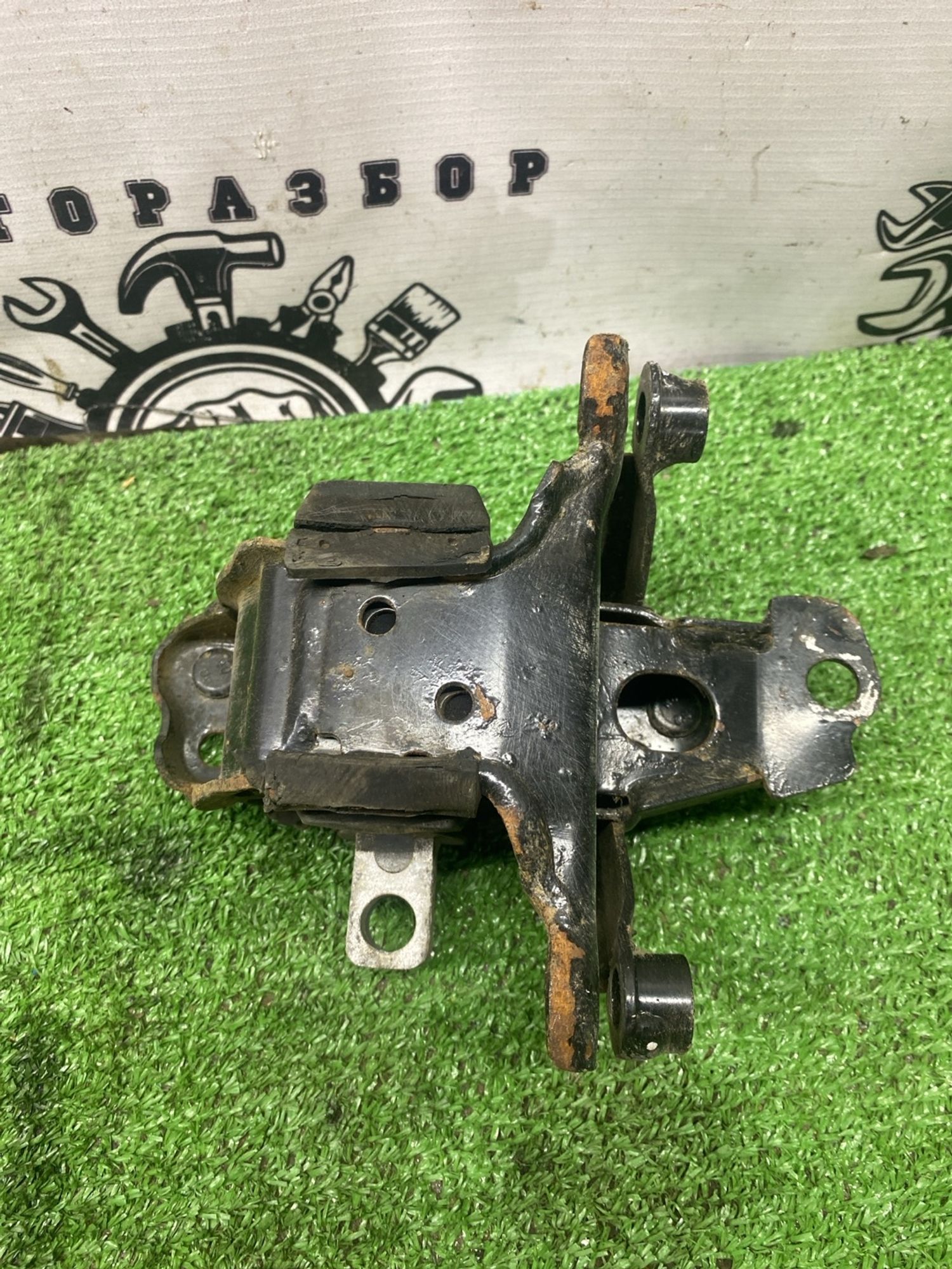 https://ycs.partsauto.market/partsauto-images/thmbs/userImages/cca1856e256b5441544f9aba03b424a6/part/a459ee2f-4755-458a-ac60-36c1cceef929_1779088731743.jpg
