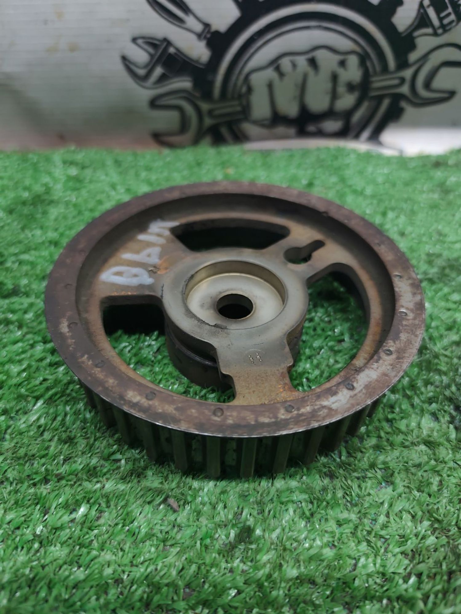 https://ycs.partsauto.market/partsauto-images/thmbs/userImages/cca1856e256b5441544f9aba03b424a6/part/a4f25393-276a-4d02-bf0b-b73384621477_1777803733371.jpg