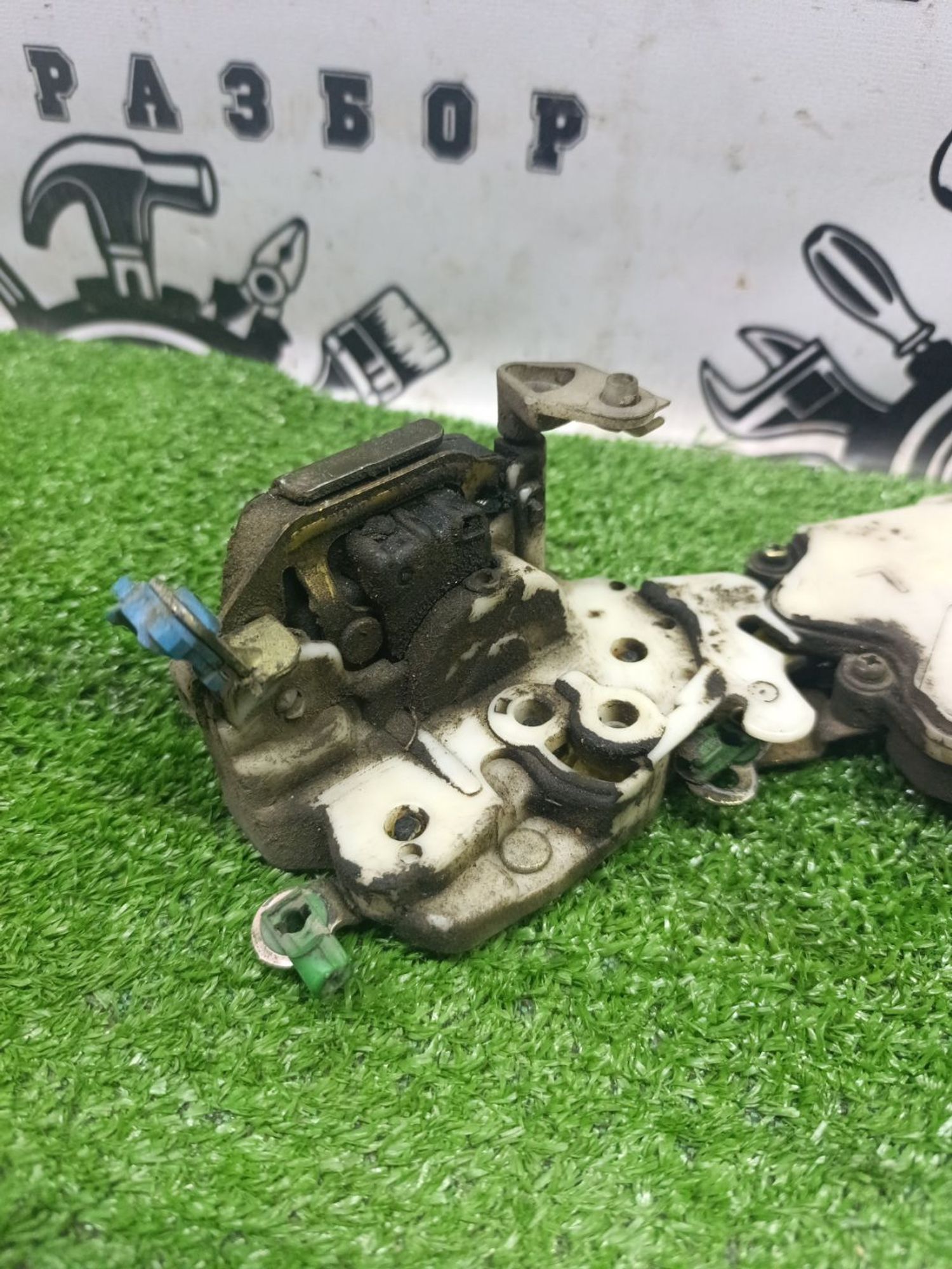 https://ycs.partsauto.market/partsauto-images/thmbs/userImages/cca1856e256b5441544f9aba03b424a6/part/a599ce6b-78c7-4fe9-a0cd-3d04db2c80d6_1789118251300.jpg