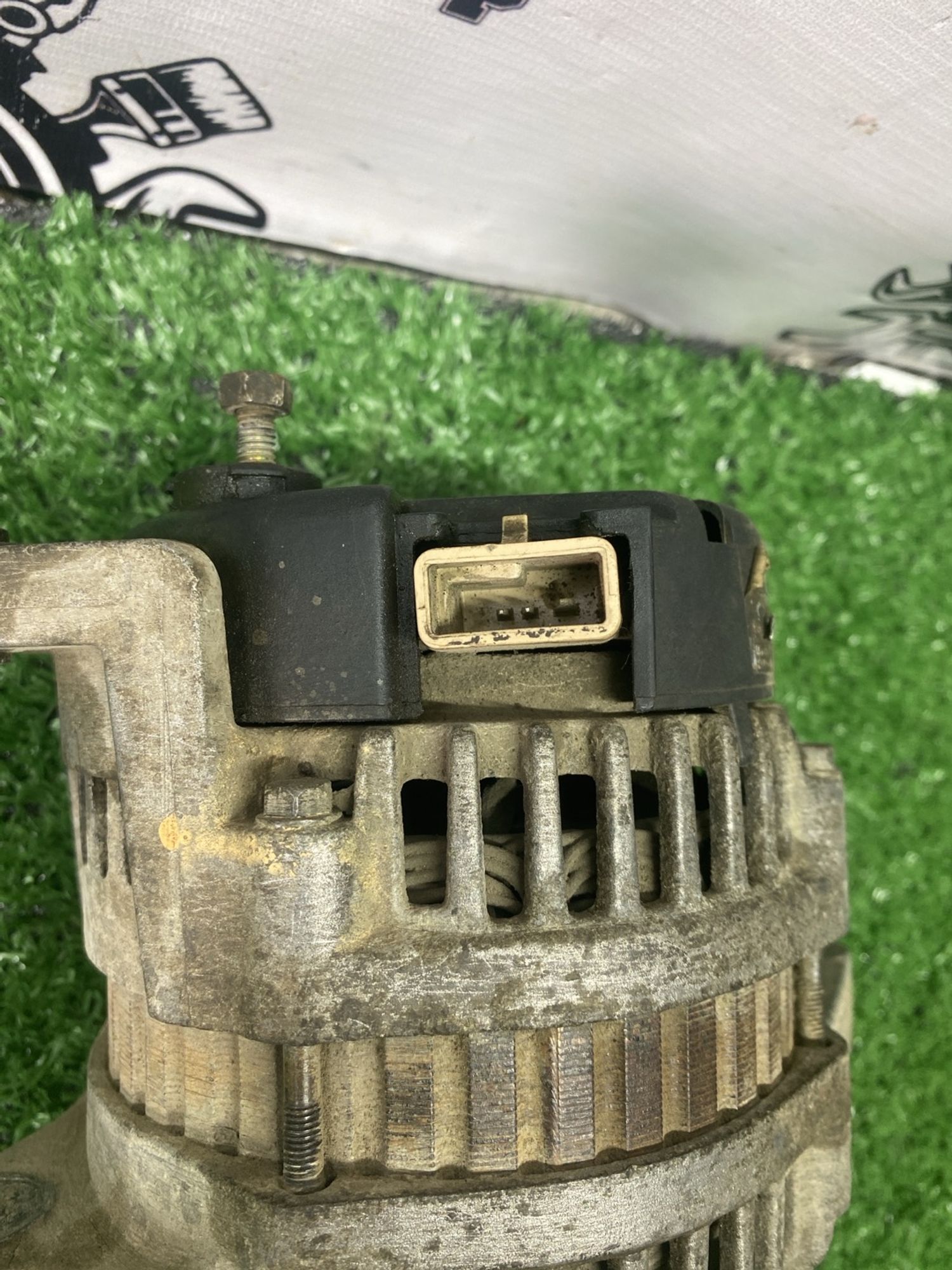 https://ycs.partsauto.market/partsauto-images/thmbs/userImages/cca1856e256b5441544f9aba03b424a6/part/a60cfa9e-8e2e-4ecd-a535-c2bdca175ee3_1780474105202.jpg