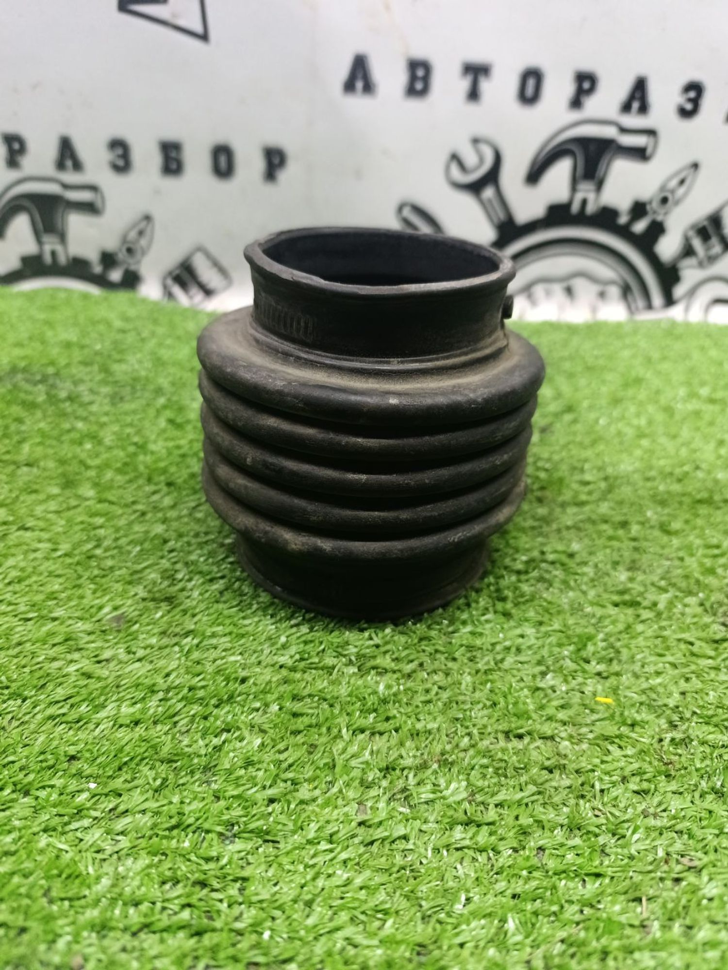 https://ycs.partsauto.market/partsauto-images/thmbs/userImages/cca1856e256b5441544f9aba03b424a6/part/a8c38a3f-f4a0-46a2-94a6-e1faa973d216_1789384015577.jpg