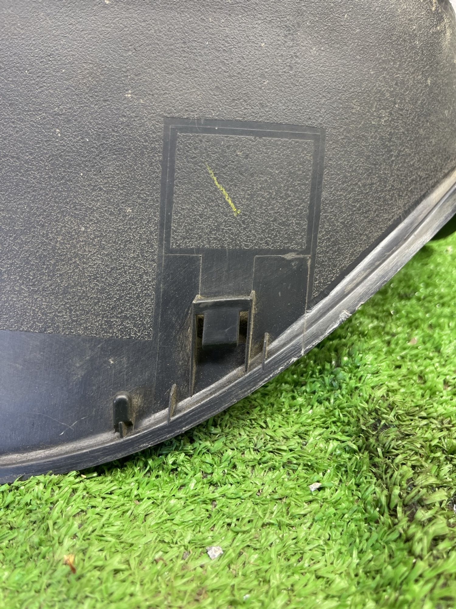 https://ycs.partsauto.market/partsauto-images/thmbs/userImages/cca1856e256b5441544f9aba03b424a6/part/a9323821-279c-4719-a8da-0a8c9912e3b2_1775042841770.jpg