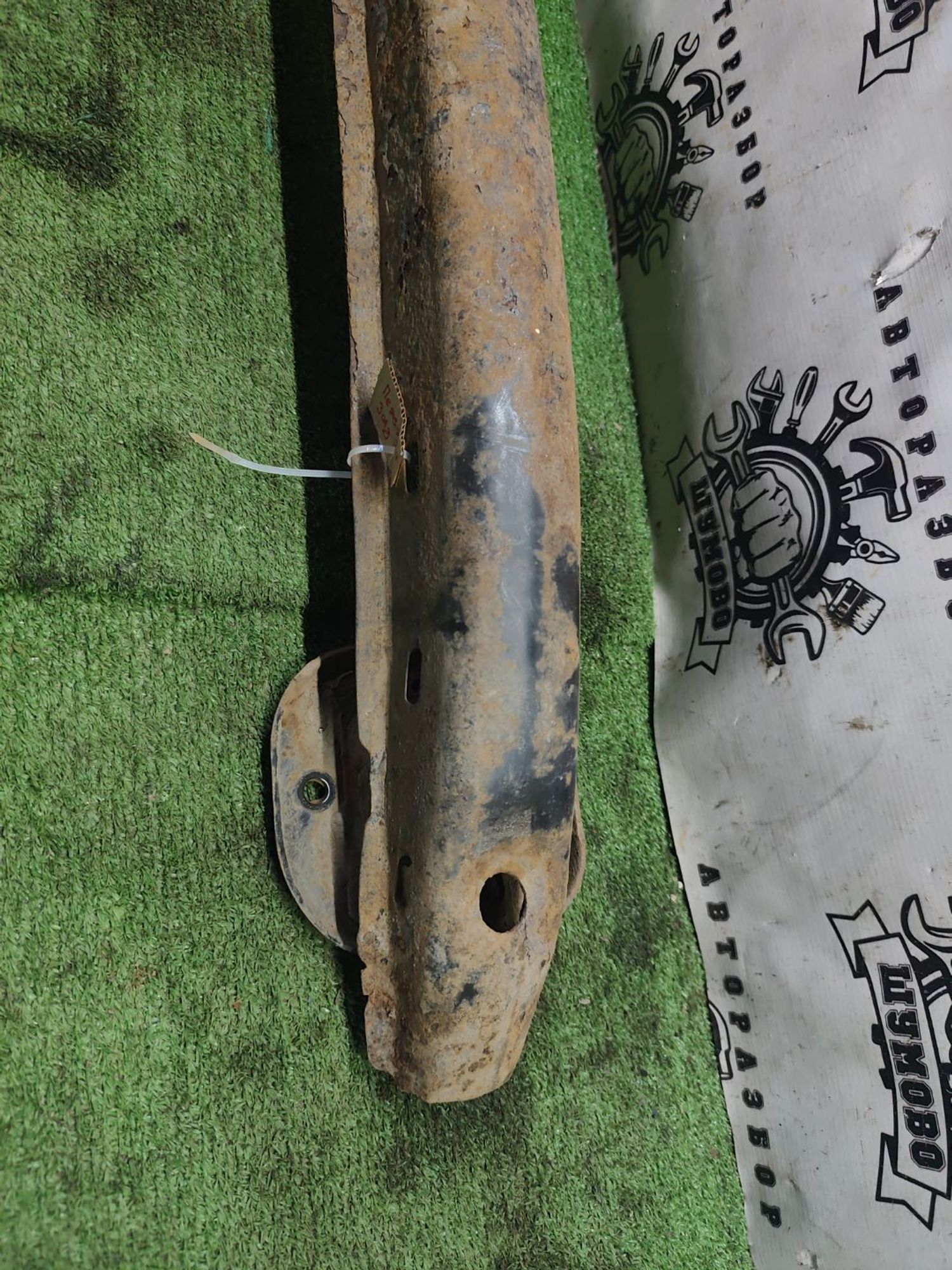 https://ycs.partsauto.market/partsauto-images/thmbs/userImages/cca1856e256b5441544f9aba03b424a6/part/a95e1c98-da49-4ebe-abc1-58f052f29523_1779705265159.jpg