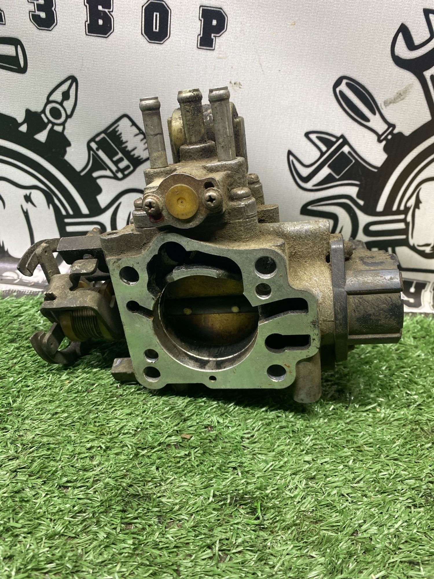 https://ycs.partsauto.market/partsauto-images/thmbs/userImages/cca1856e256b5441544f9aba03b424a6/part/a9acc291-e564-468f-9e25-783317a40943_1786961694879.jpg