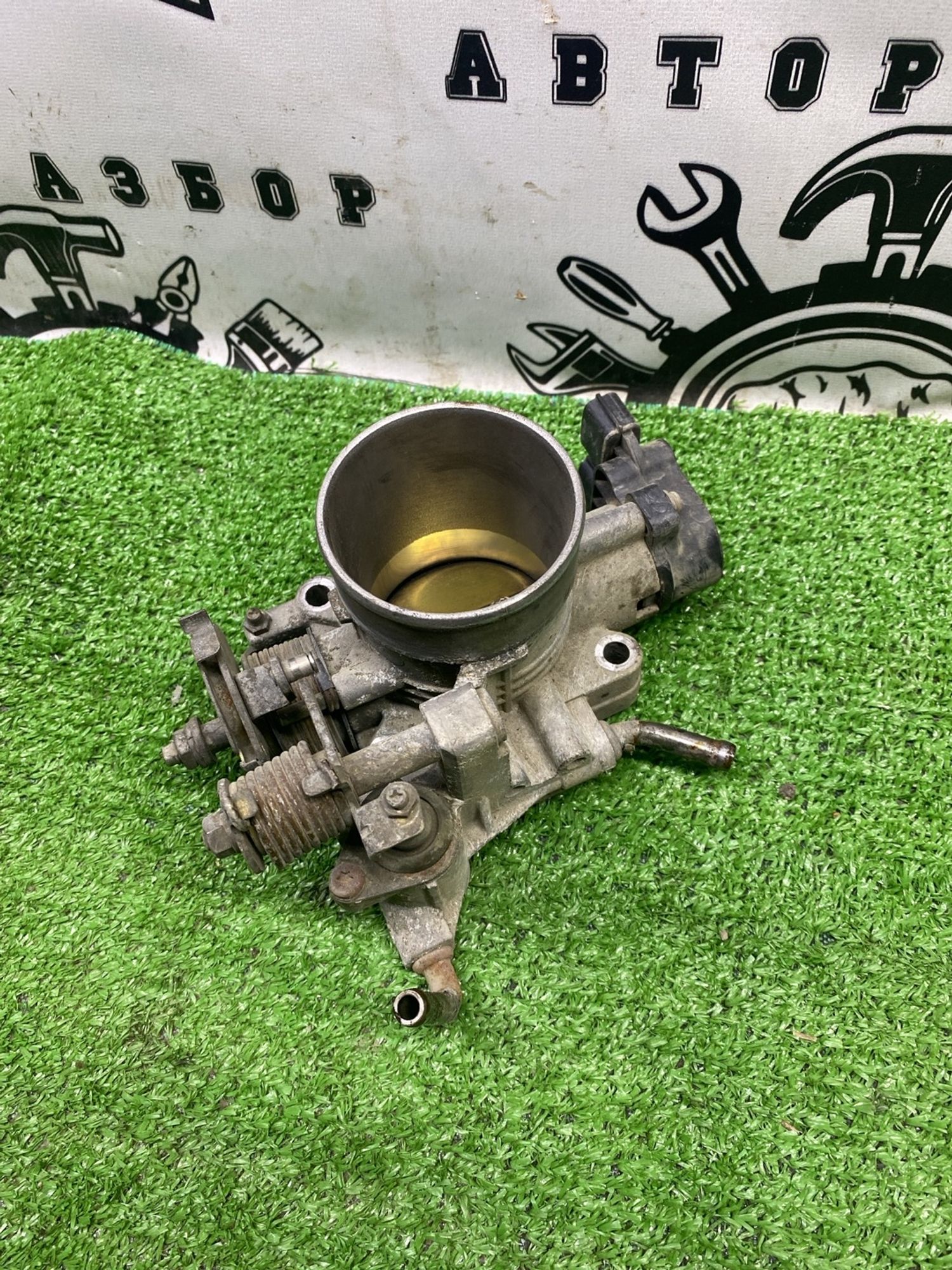 https://ycs.partsauto.market/partsauto-images/thmbs/userImages/cca1856e256b5441544f9aba03b424a6/part/aab50c19-bf0c-4934-b512-09b2c8f87b81_1789371384433.jpg