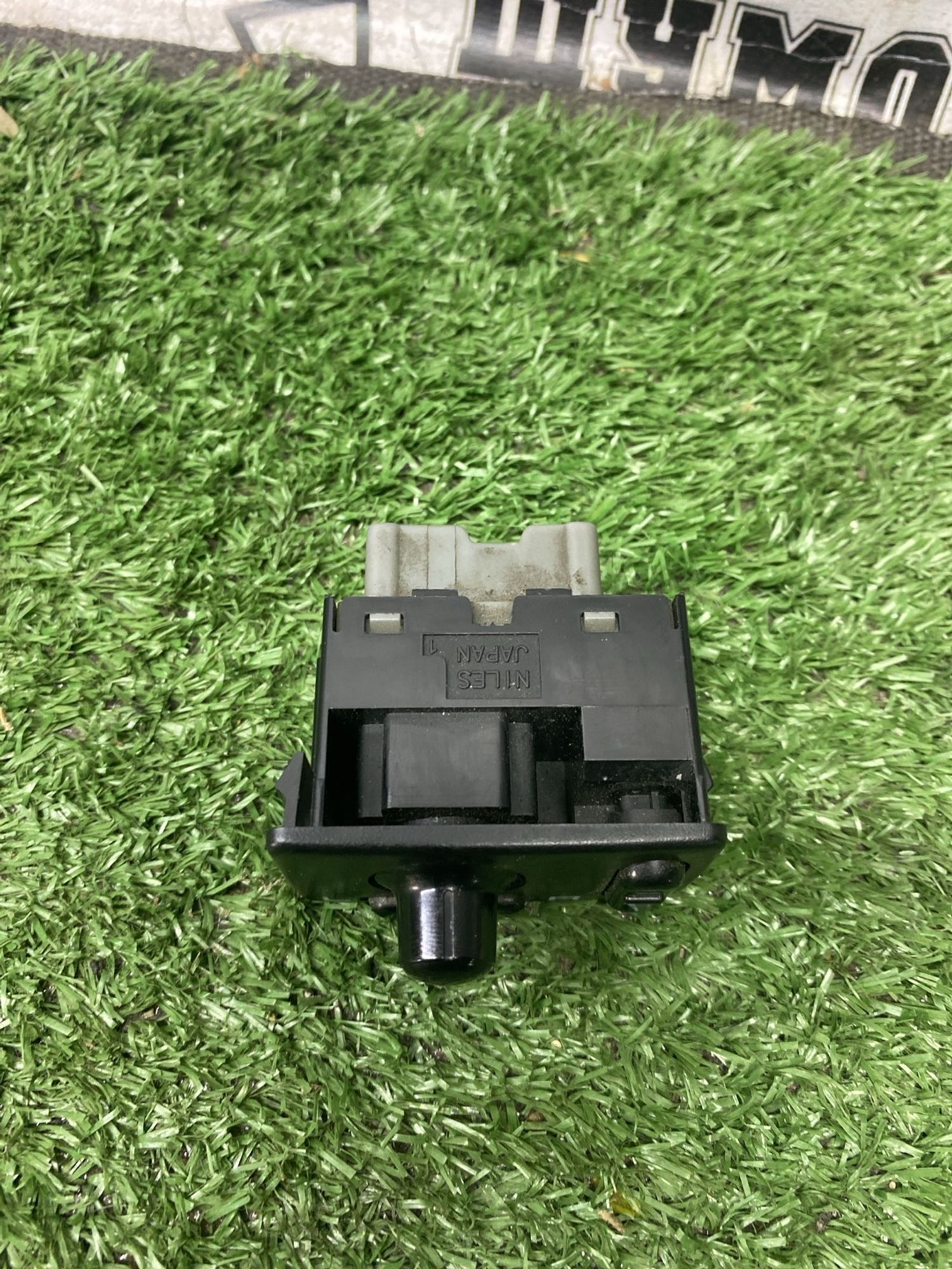 https://ycs.partsauto.market/partsauto-images/thmbs/userImages/cca1856e256b5441544f9aba03b424a6/part/aabb192c-3210-4172-9743-177b88554c70_1789470002821.jpg