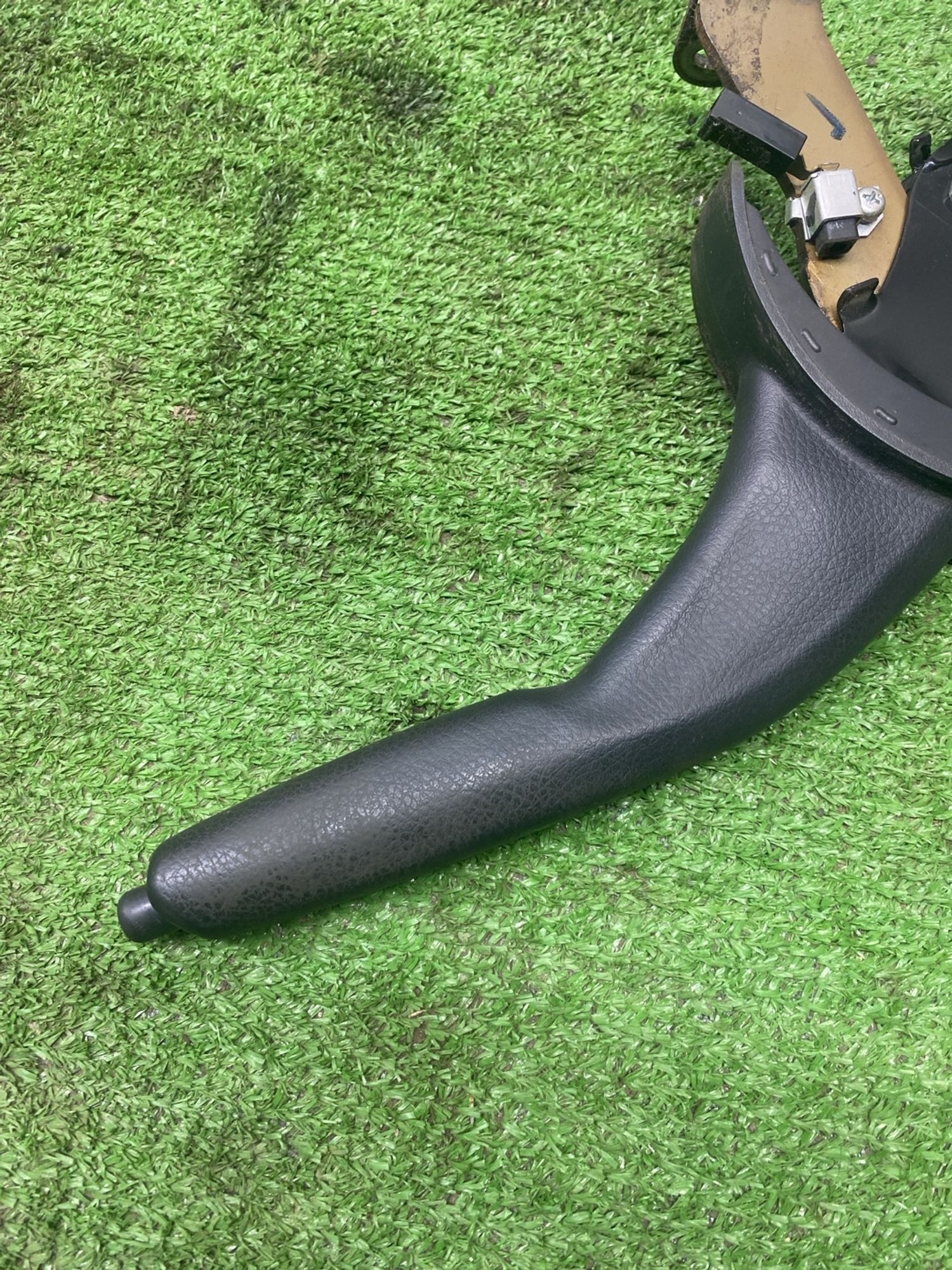 https://ycs.partsauto.market/partsauto-images/thmbs/userImages/cca1856e256b5441544f9aba03b424a6/part/aaf72ad4-d7b8-4730-b38c-eaa562aab843_1779707528541.jpg