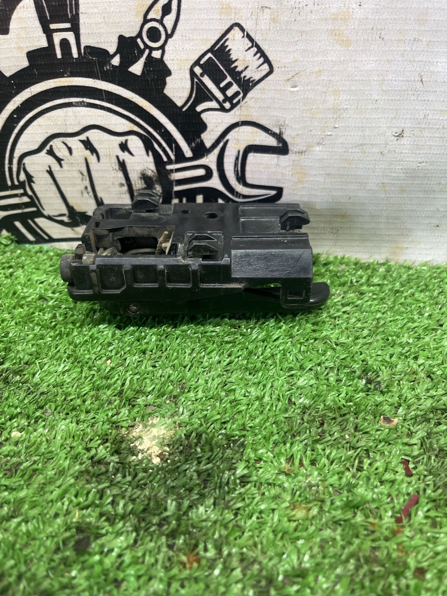 https://ycs.partsauto.market/partsauto-images/thmbs/userImages/cca1856e256b5441544f9aba03b424a6/part/ab53f72c-1030-4bce-8f57-09e314840266_1778303361447.jpg
