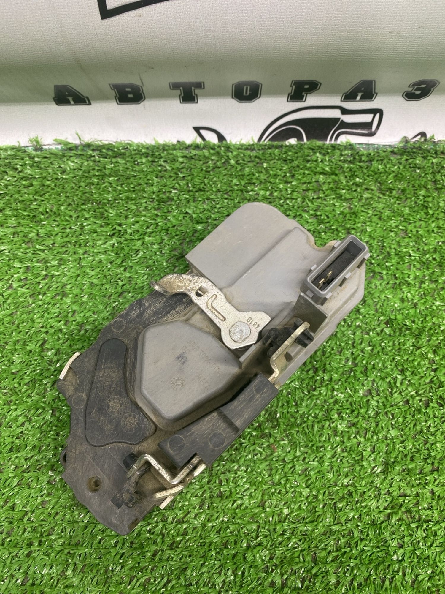 https://ycs.partsauto.market/partsauto-images/thmbs/userImages/cca1856e256b5441544f9aba03b424a6/part/aba4c8d2-06ad-46ce-887f-f7654c17b1c2_1782988932545.jpg