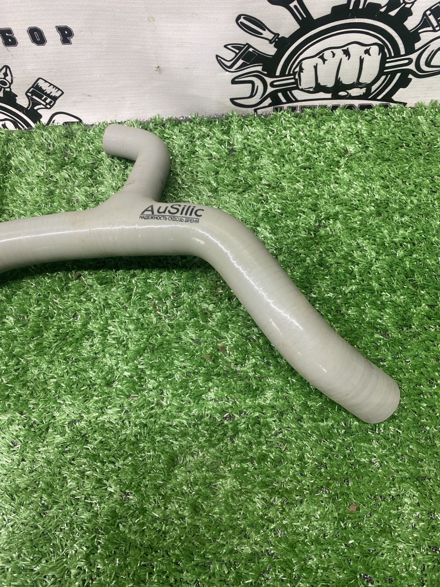 https://ycs.partsauto.market/partsauto-images/thmbs/userImages/cca1856e256b5441544f9aba03b424a6/part/ac5416c4-54ad-4213-a426-b727cb662c98_1780903419033.jpg