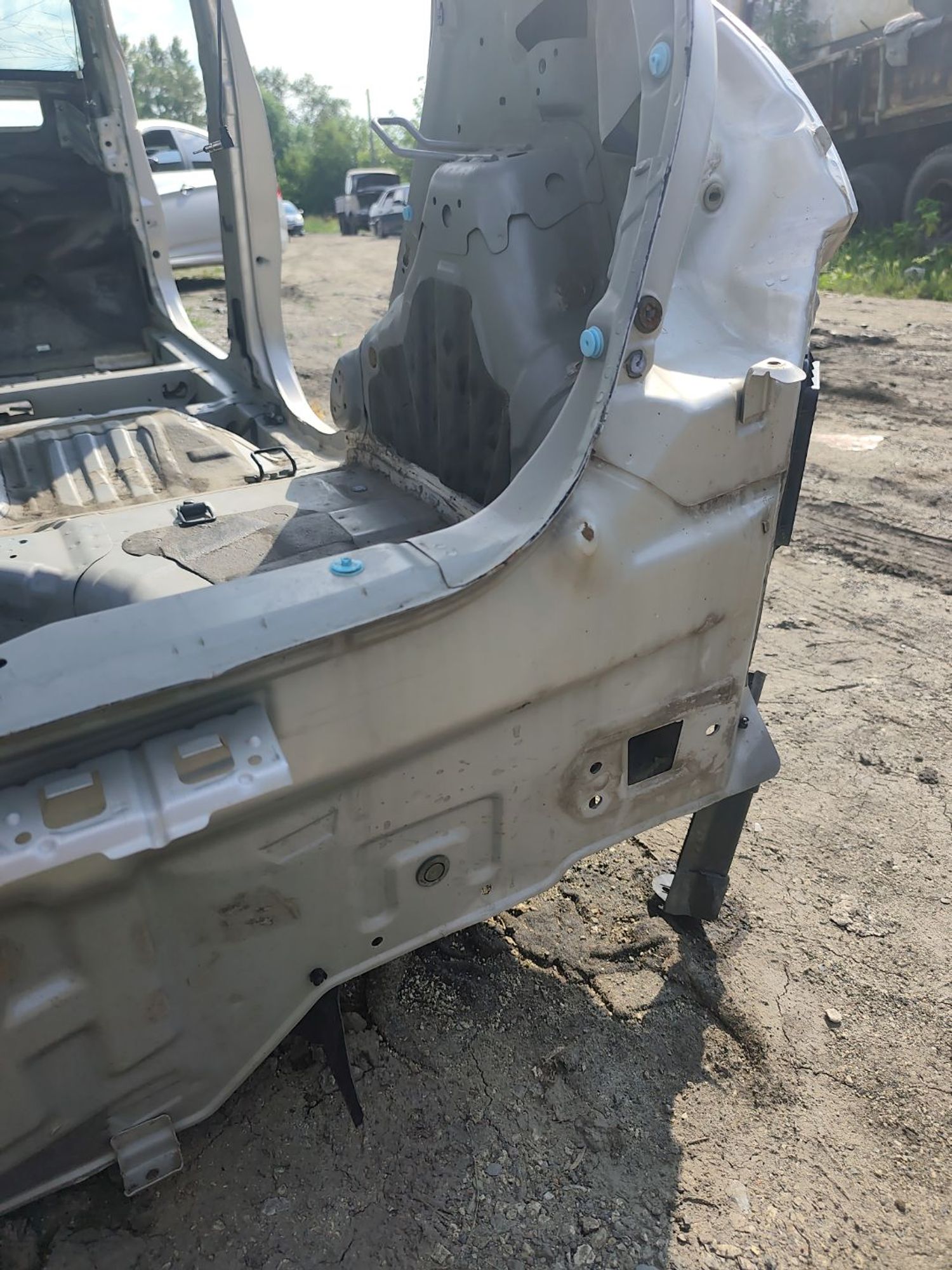 https://ycs.partsauto.market/partsauto-images/thmbs/userImages/cca1856e256b5441544f9aba03b424a6/part/ace0a834-783e-4064-b8d0-4204b21101e0_1783681114732.jpg