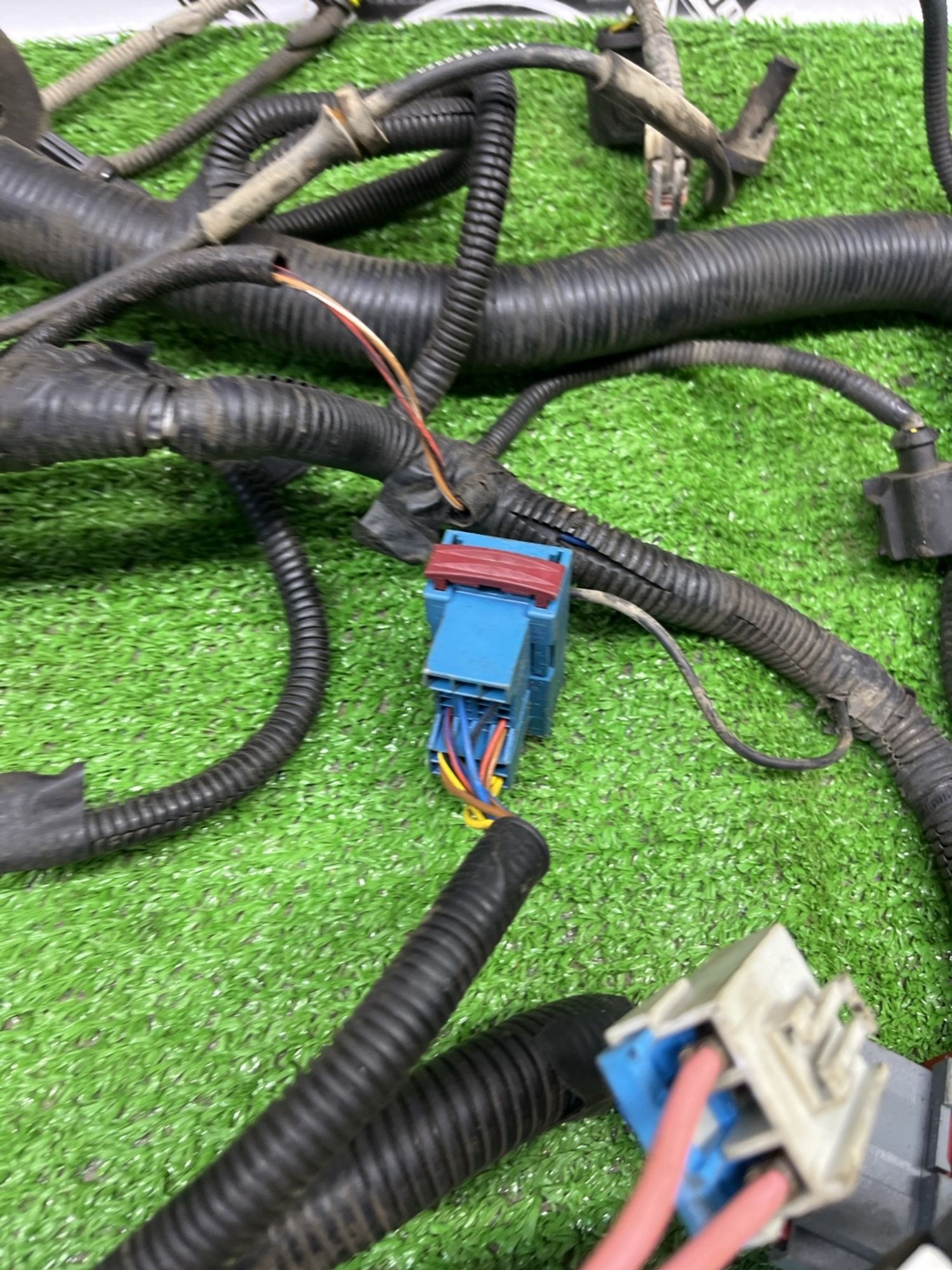 https://ycs.partsauto.market/partsauto-images/thmbs/userImages/cca1856e256b5441544f9aba03b424a6/part/ad479dd1-4d08-40a5-8d9c-4022f8ef2b00_1783329318240.jpg