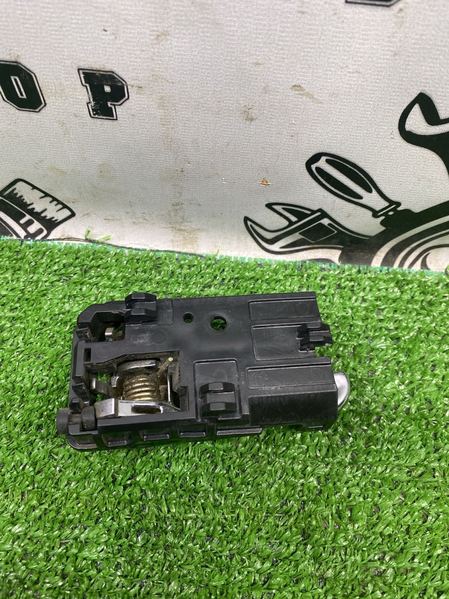 https://ycs.partsauto.market/partsauto-images/thmbs/userImages/cca1856e256b5441544f9aba03b424a6/part/ad807c95-9053-4b04-8dbf-bccd4ec57221_1789377241273.jpg